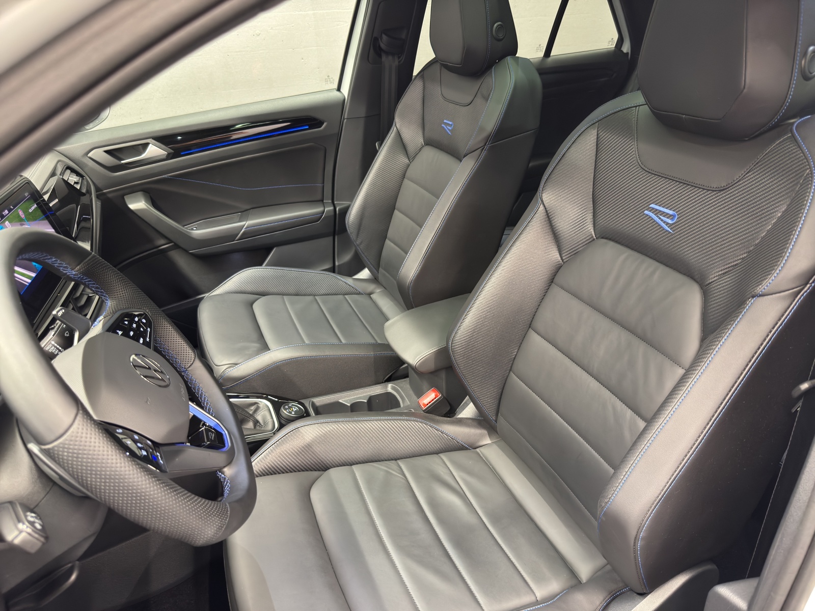 VW T-Roc 2.0 TSI R DSG 4motion-image-14