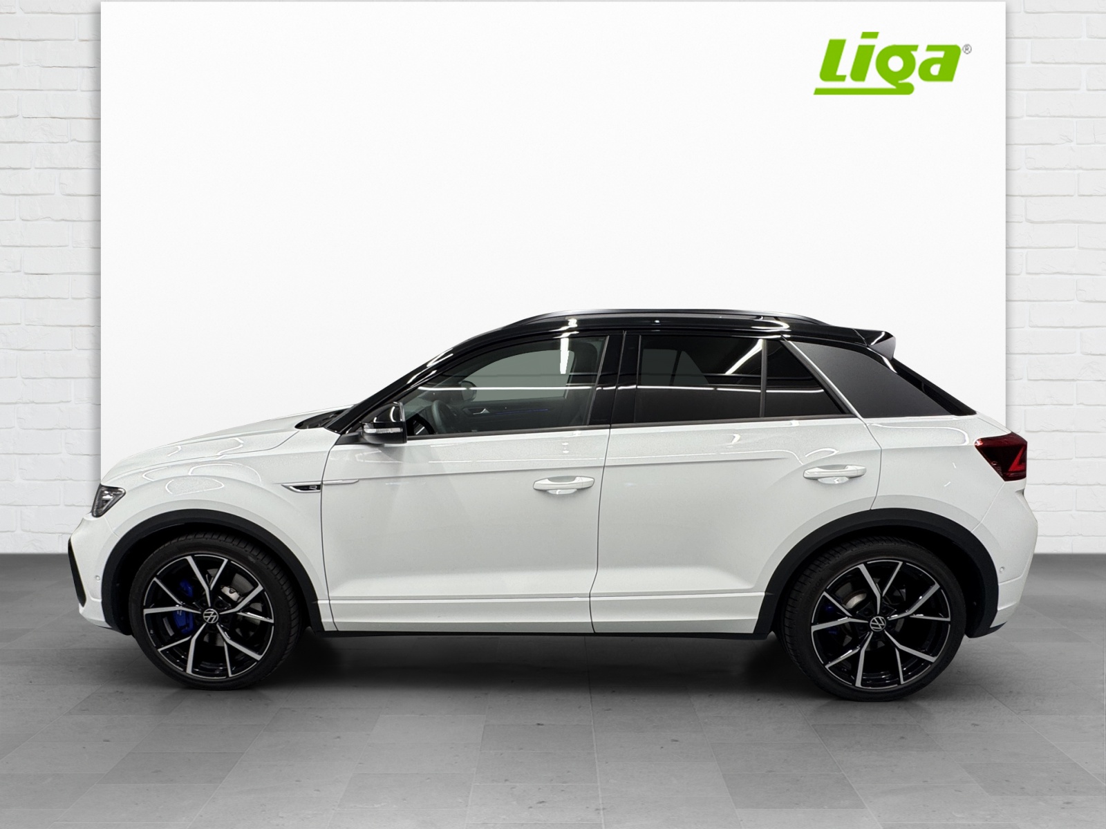 VW T-Roc 2.0 TSI R DSG 4motion-image-2