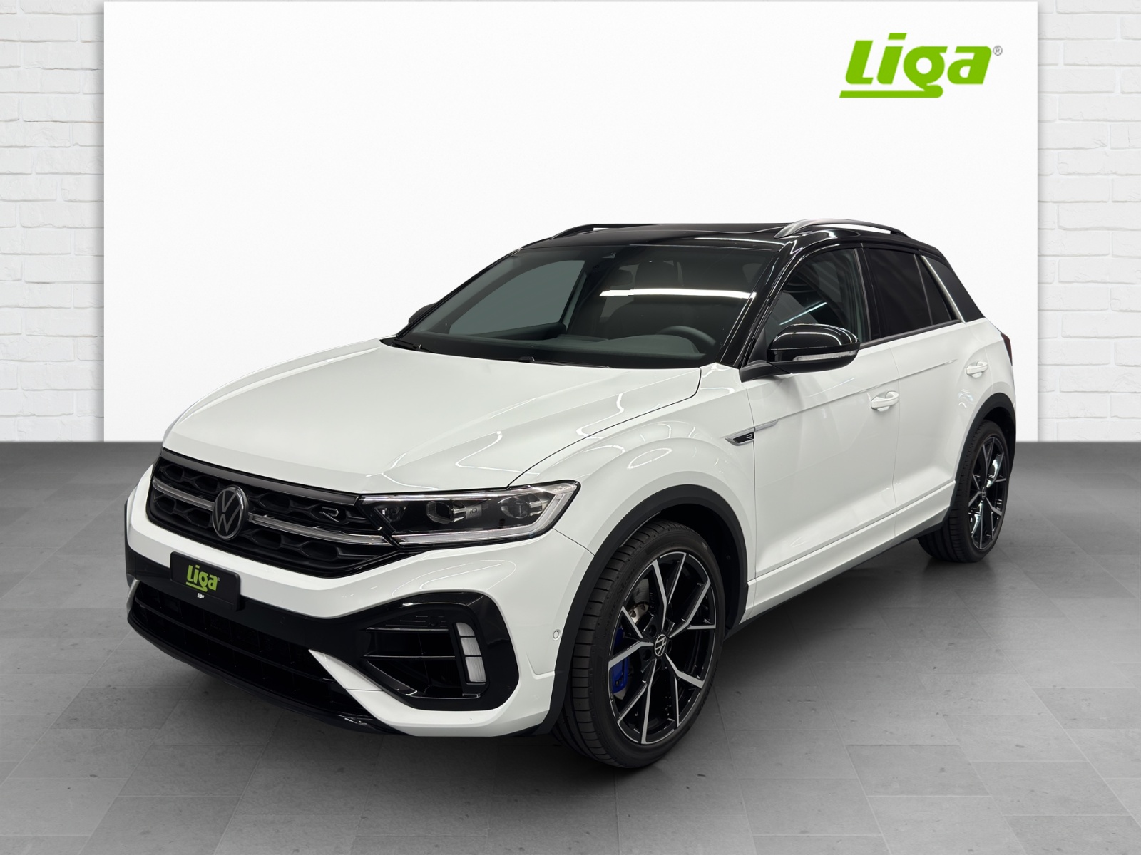 VW T-Roc 2.0 TSI R DSG 4motion-image-0