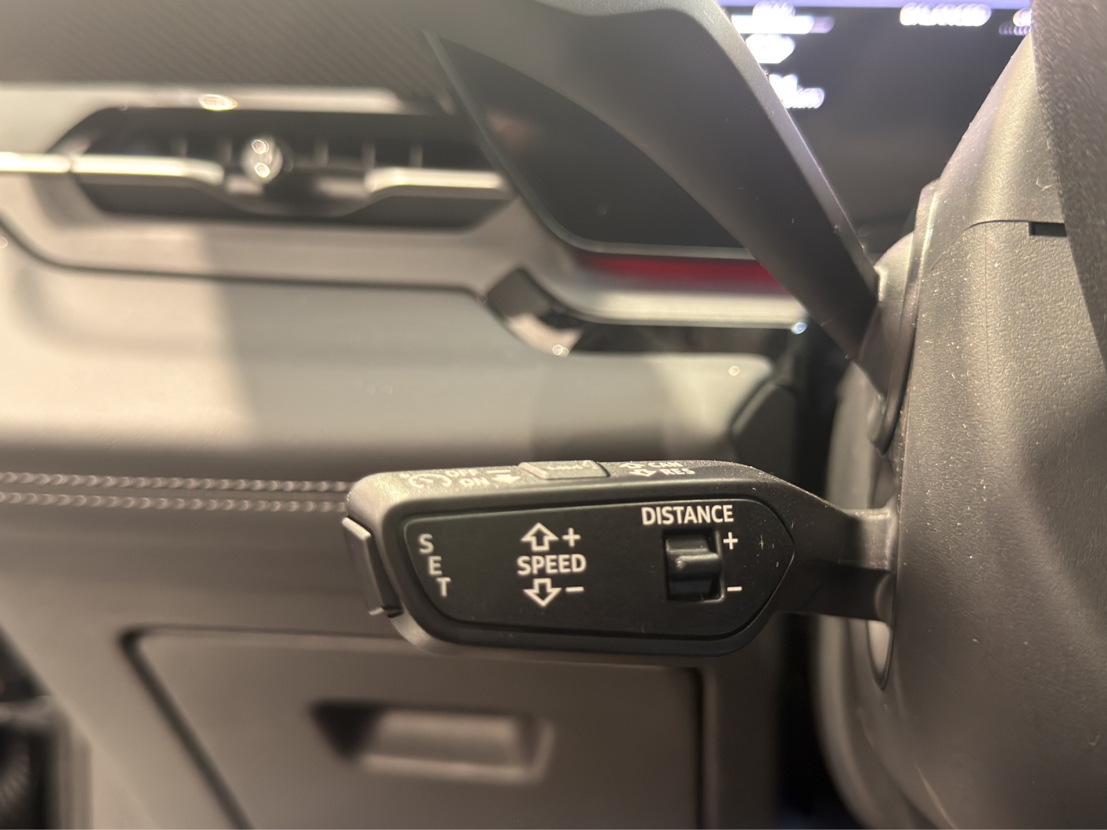 AUDI SQ6 e-tron quattro-image-14