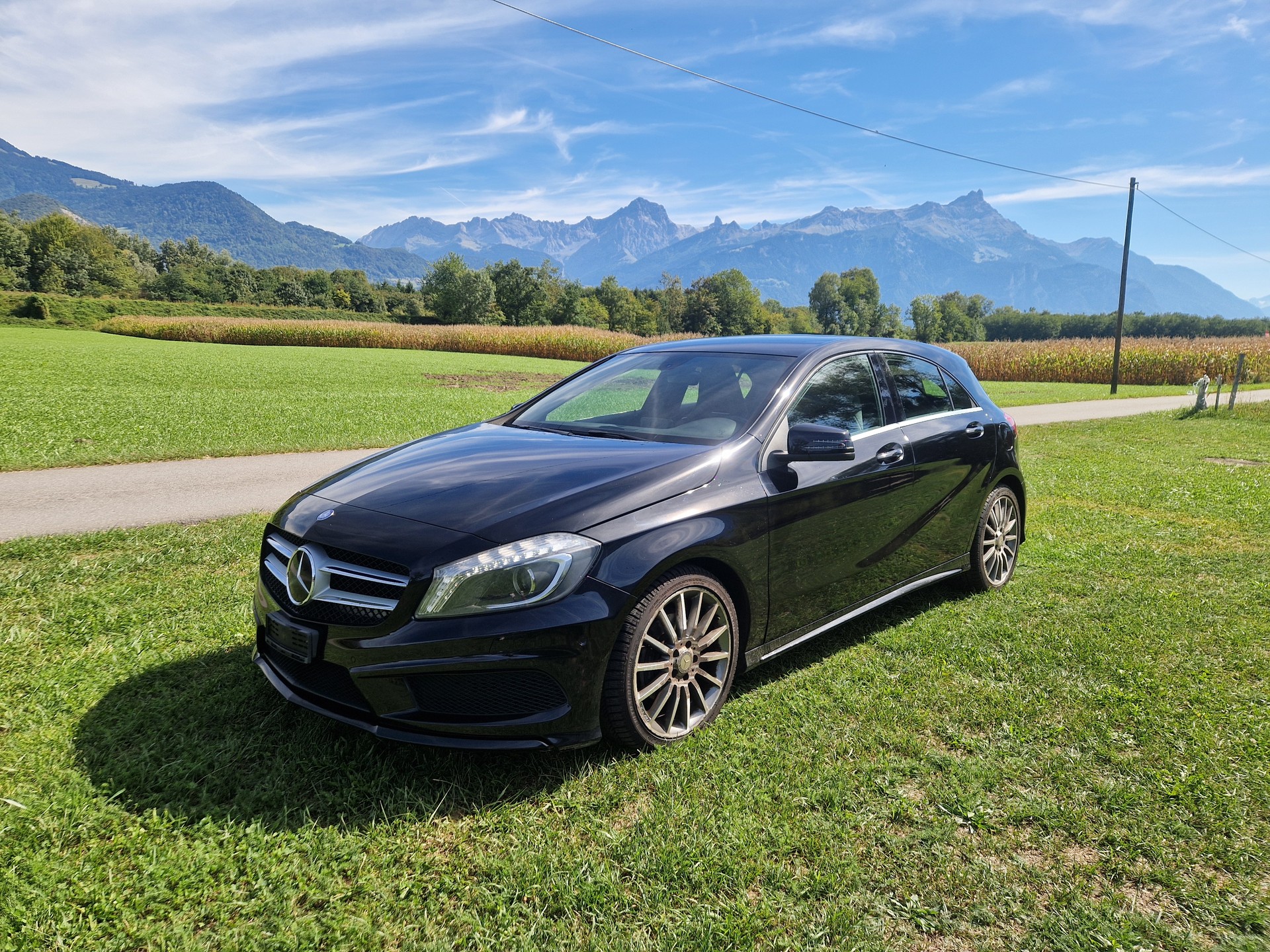 MERCEDES-BENZ A 200 AMG Line 7G-DCT-image-0