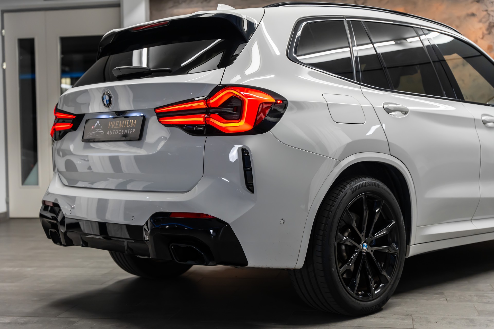 BMW BMW X3 xDrive 48V M40d *Facelift*Laser*Panorama*Head-Up*AHK*360°*-image-6