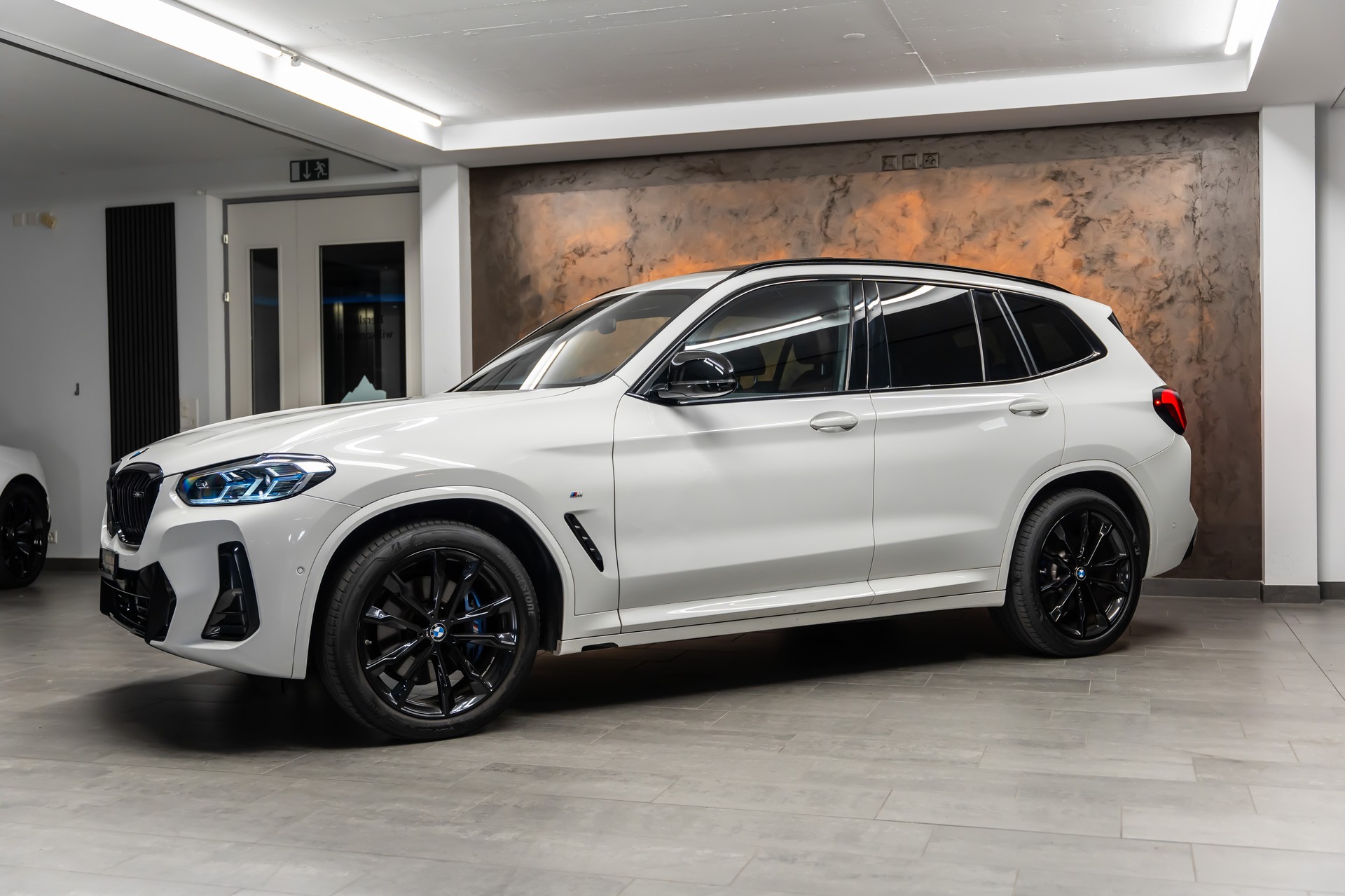 BMW BMW X3 xDrive 48V M40d *Facelift*Laser*Panorama*Head-Up*AHK*360°*-image-2