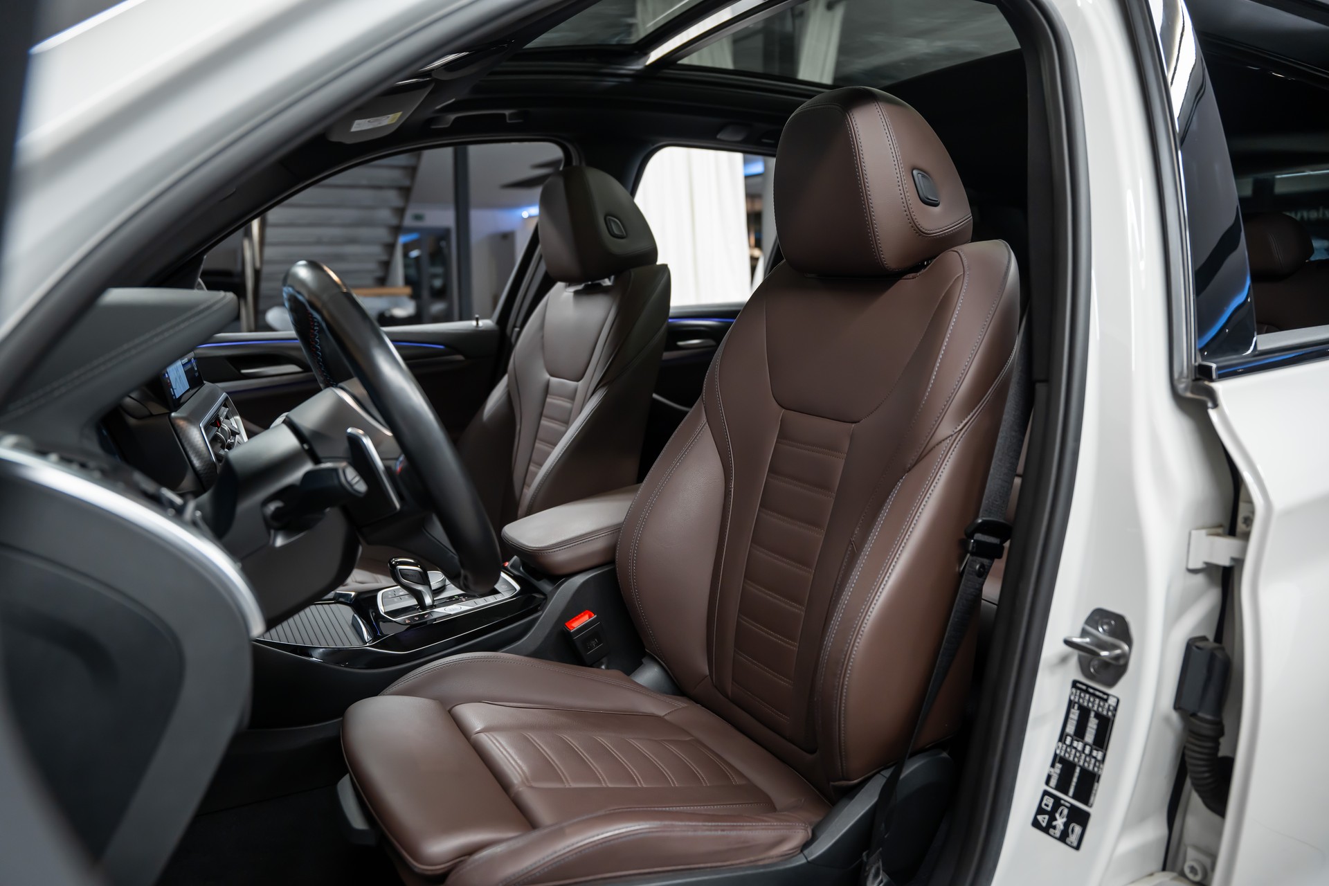 BMW BMW X3 xDrive 48V M40d *Facelift*Laser*Panorama*Head-Up*AHK*360°*-image-15