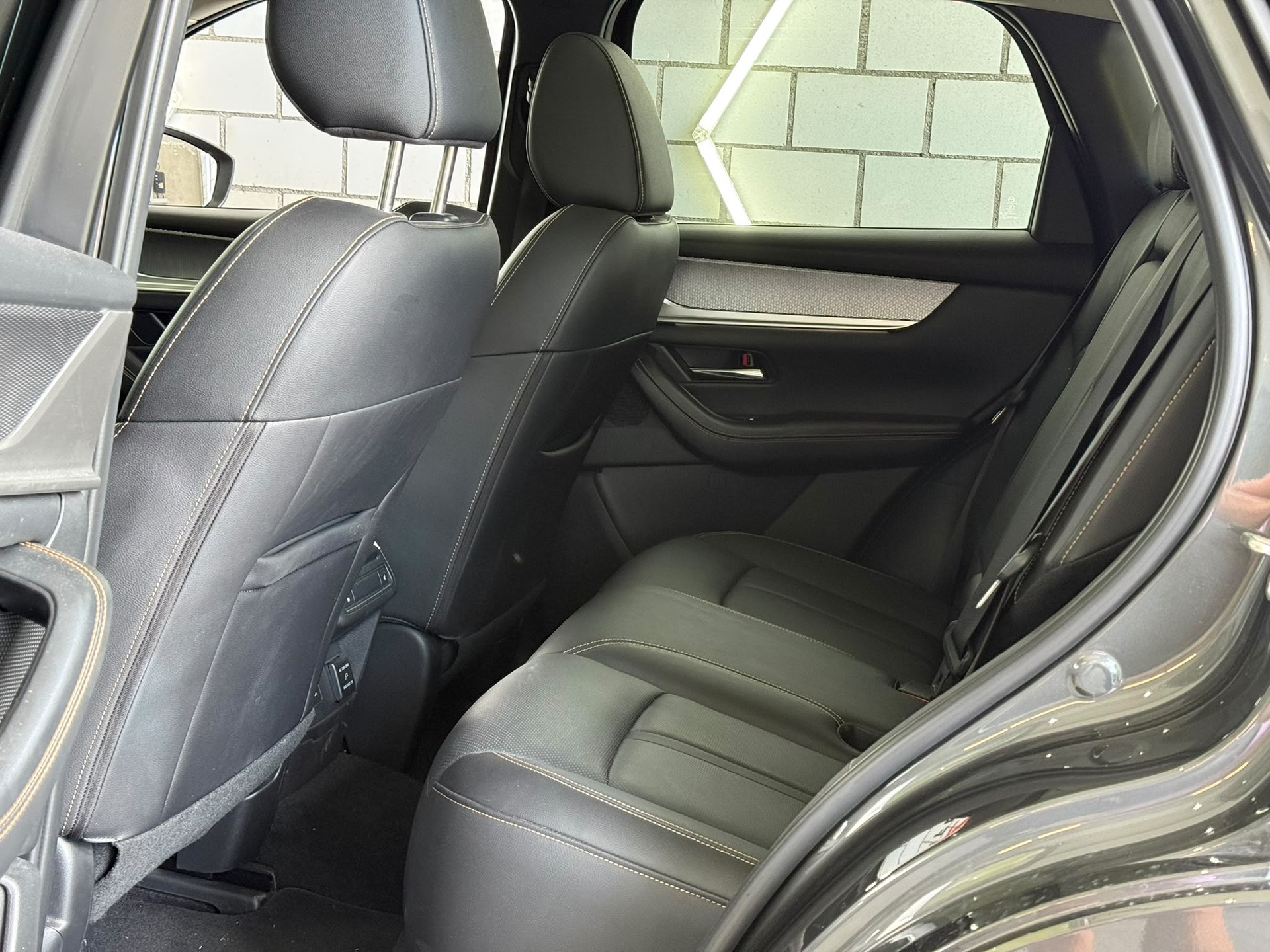 MAZDA CX-60 e-Skyactiv PHEV 327 AWD Homura-image-12