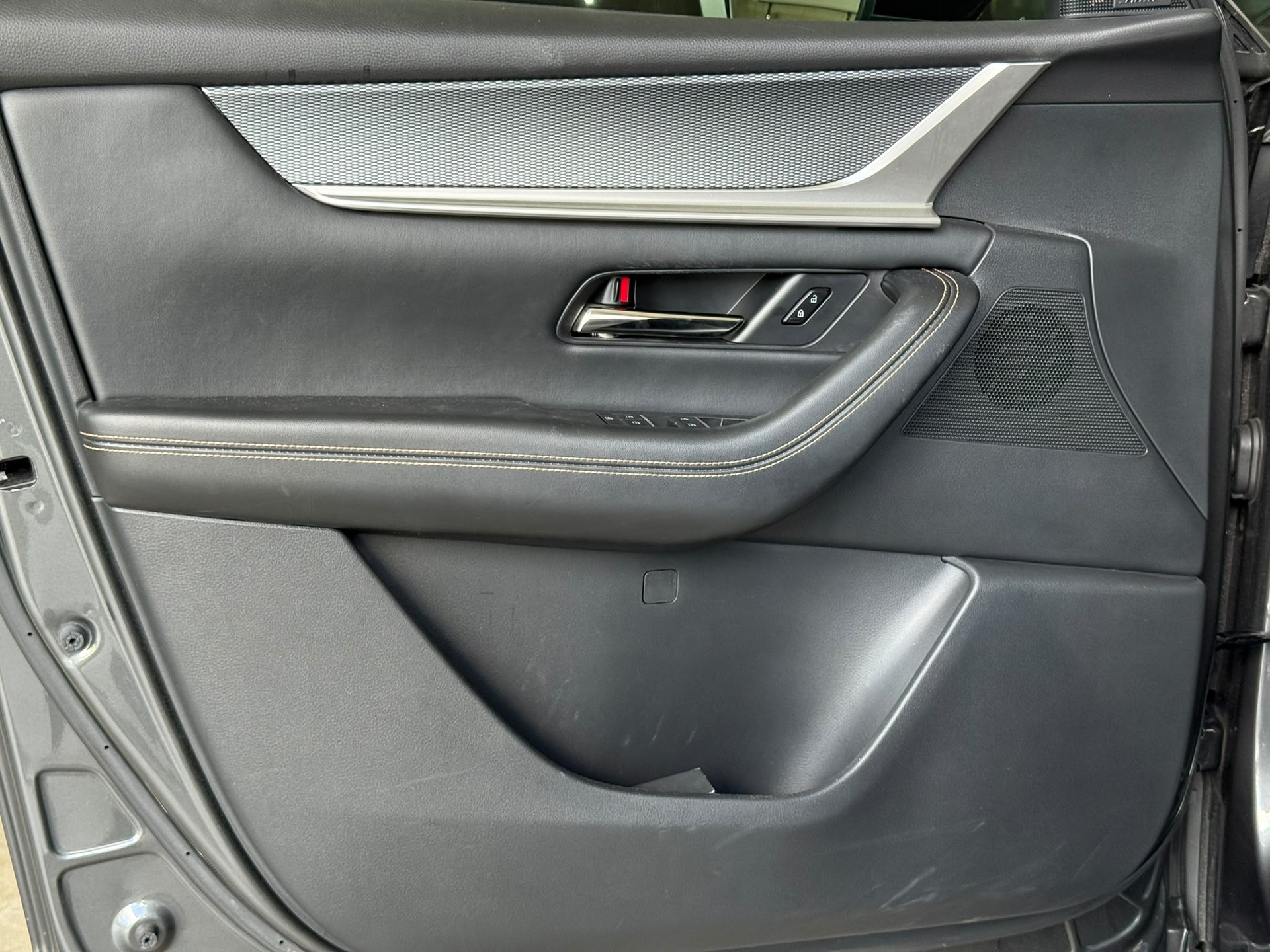 MAZDA CX-60 e-Skyactiv PHEV 327 AWD Homura-image-5