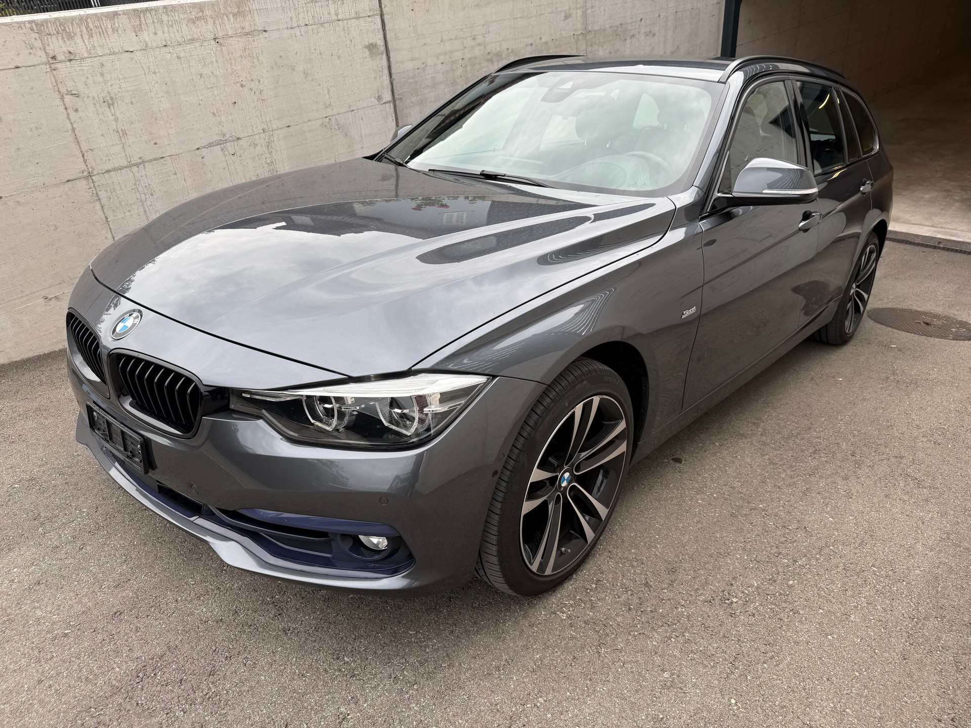 BMW 320d xDrive Touring Edition Sport Line Steptronic