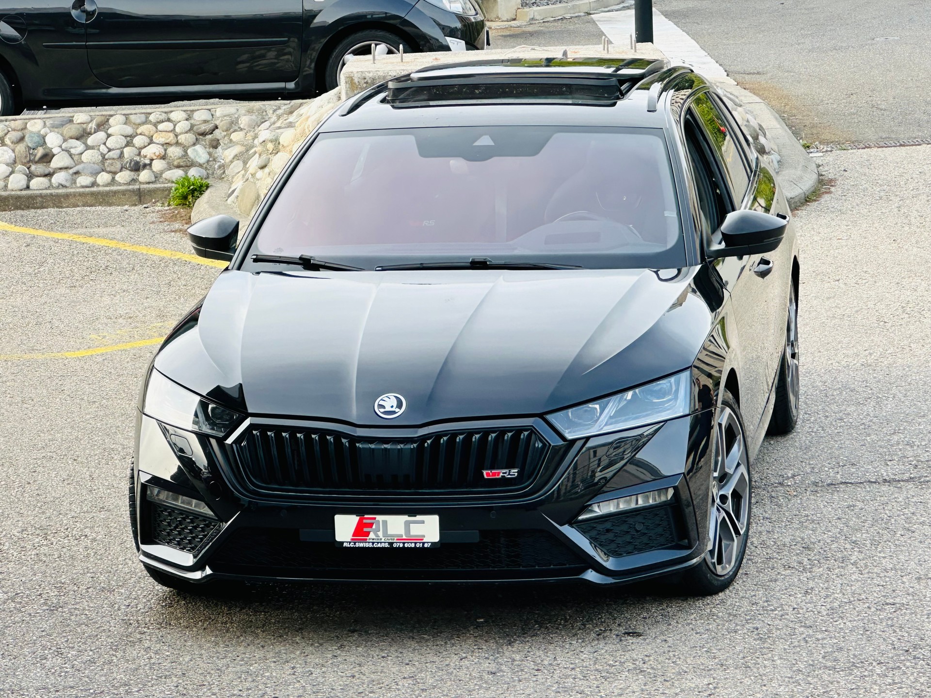SKODA Octavia Combi 2.0 TSI DSG RS