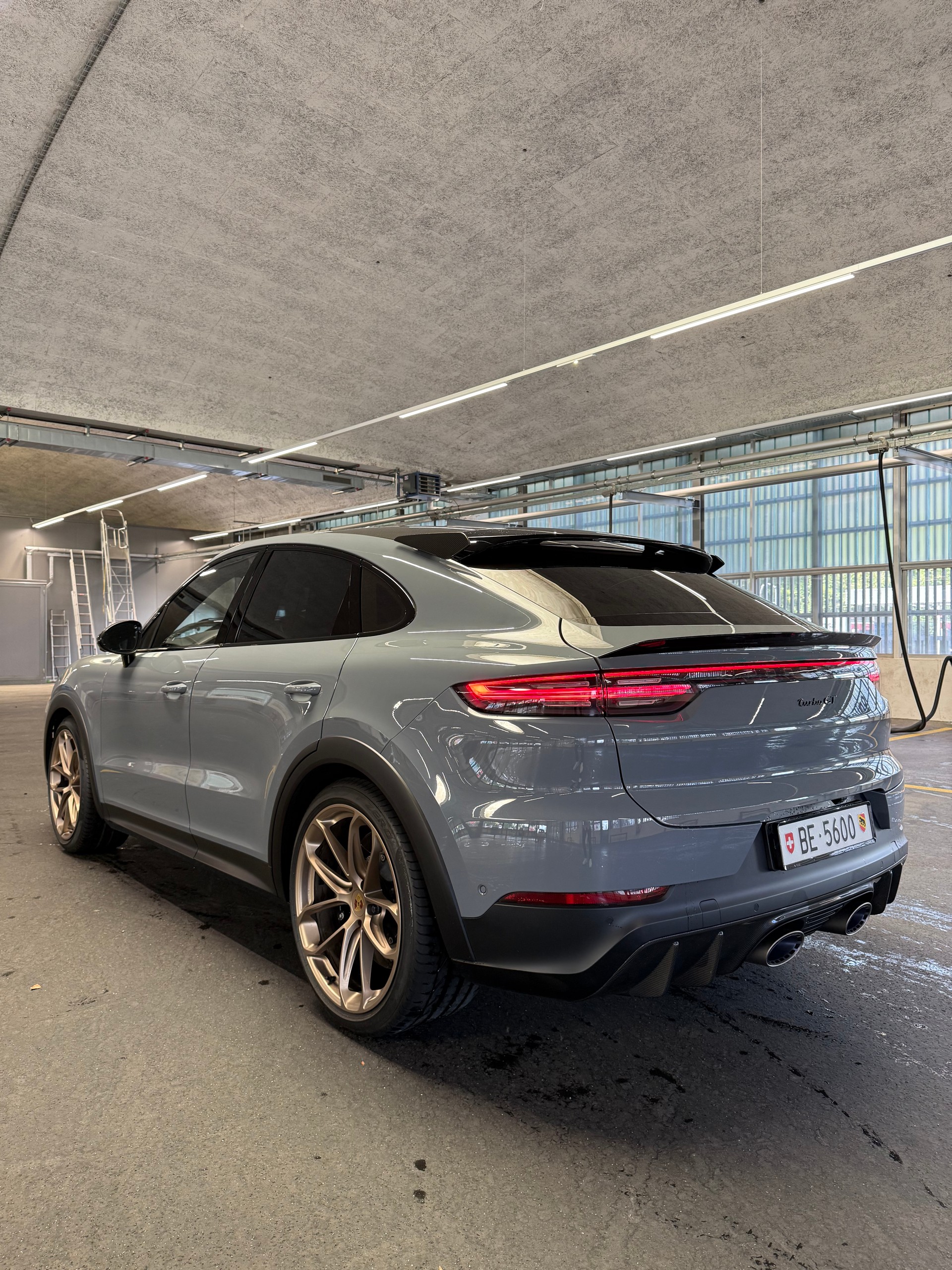 PORSCHE 4.0 V8 Turbo GT inkl. Approved-image-2