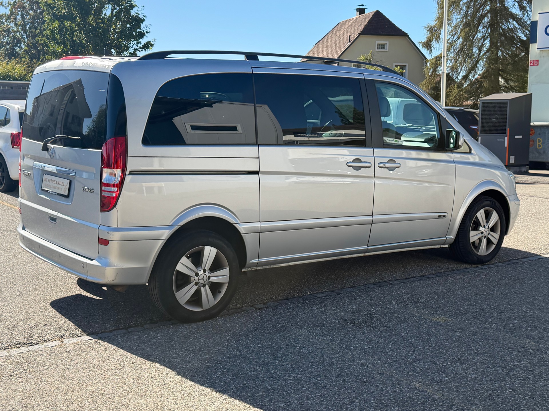 MERCEDES-BENZ Viano 2.2 CDI Blue Efficiency Fun L A-image-3