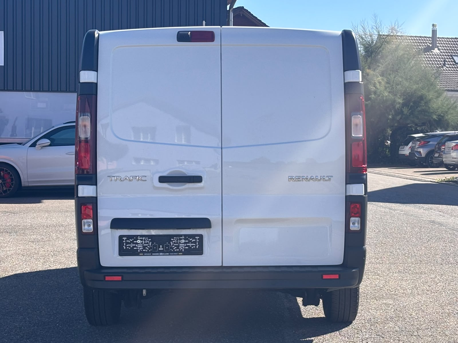 RENAULT Trafic 2.0 Blue dCi110 Advance L1H1-image-5