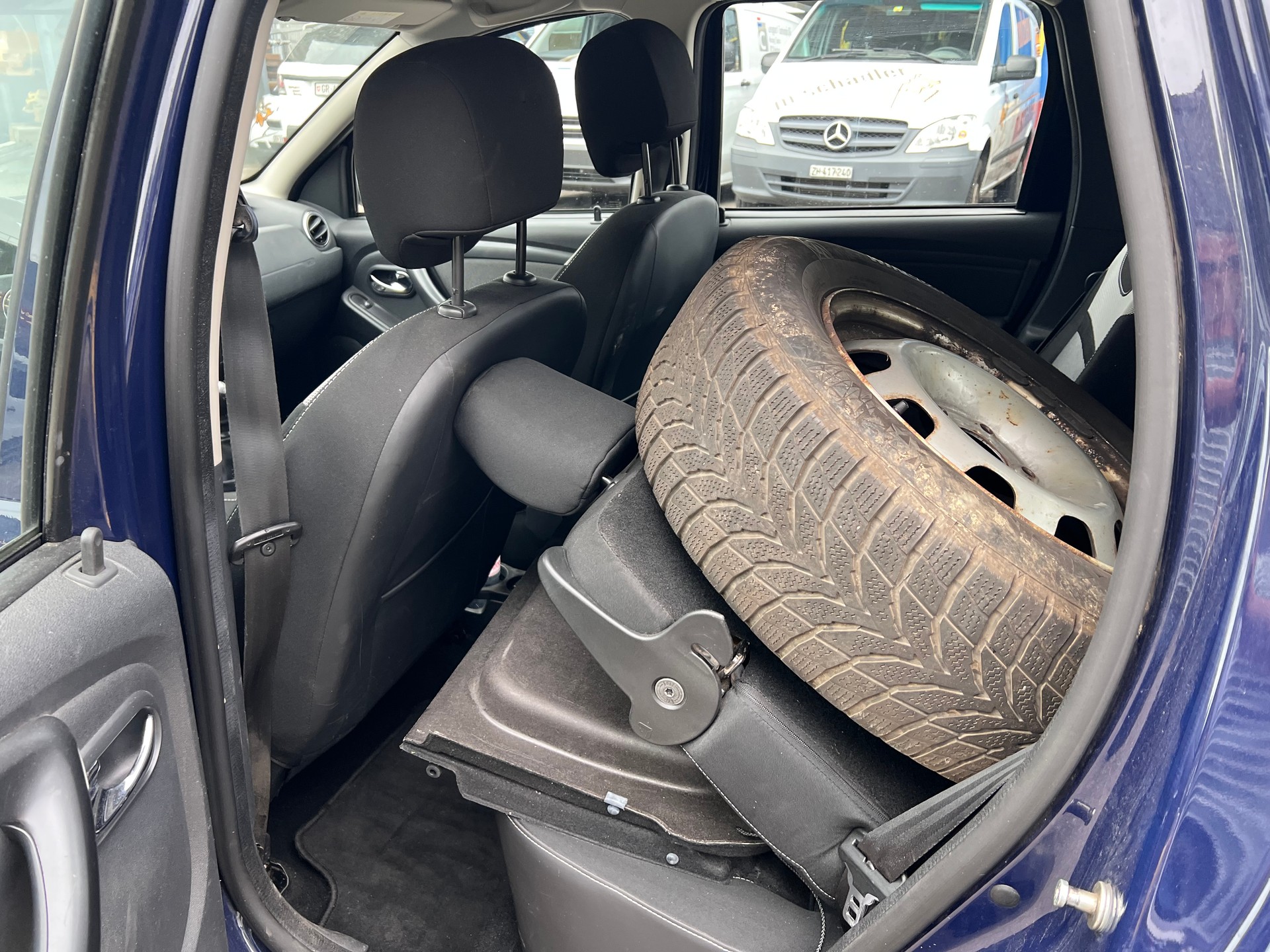 DACIA Duster 1.2 T Ambiance 4x4-image-11