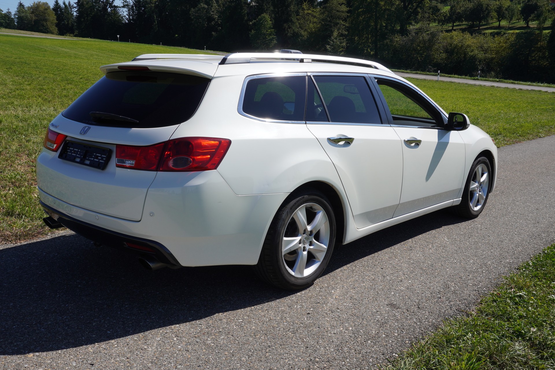 HONDA Accord Tourer 2.4i 16V Executive Automatic-image-4