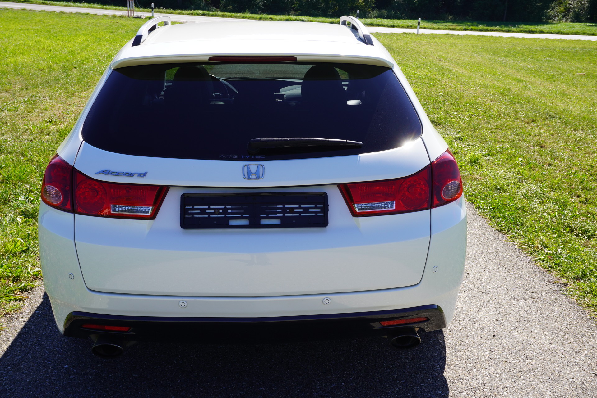 HONDA Accord Tourer 2.4i 16V Executive Automatic-image-5