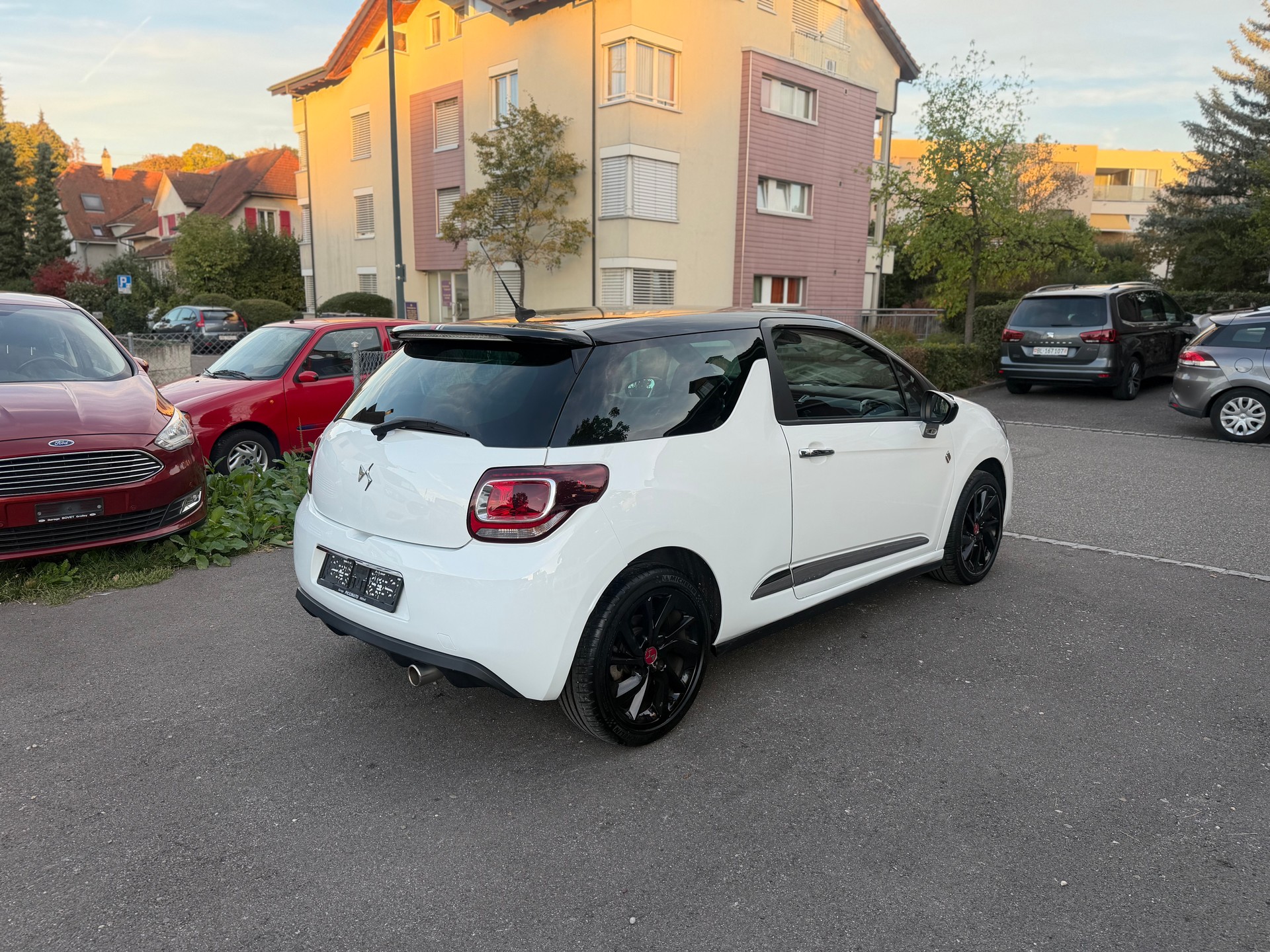 DS AUTOMOBILES DS 3 1.2 PureTech Performance Line EAT6-image-4