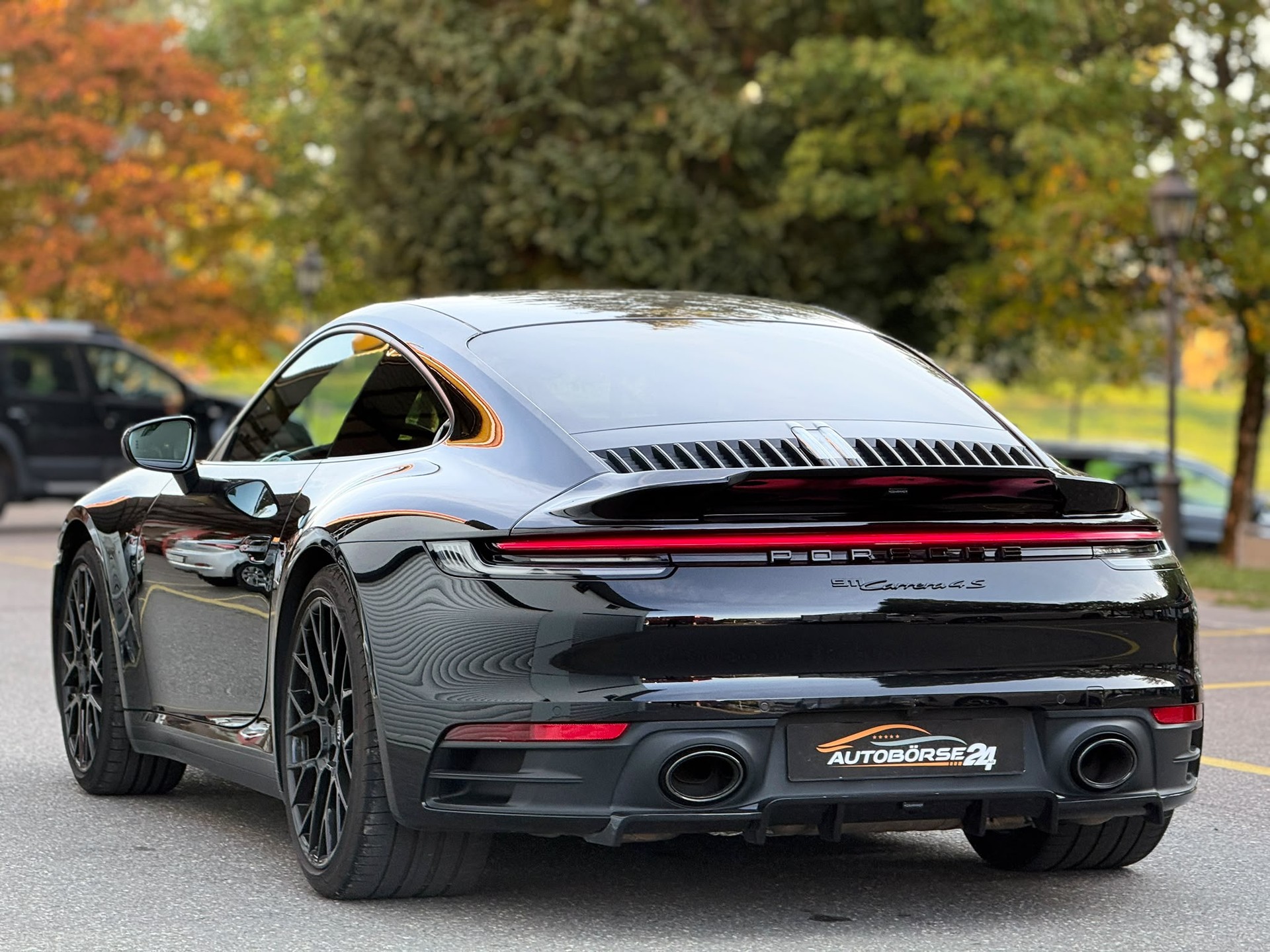PORSCHE 911 Coupé 3.0 Carrera 4S PDK-showroom-element-3
