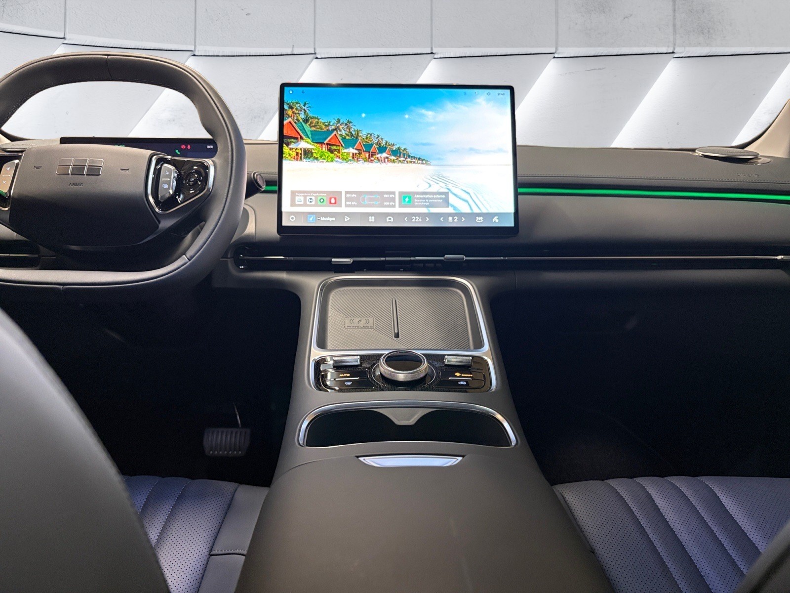 GEELY EM-i PHEV Launch Edition Pro max +-image-10