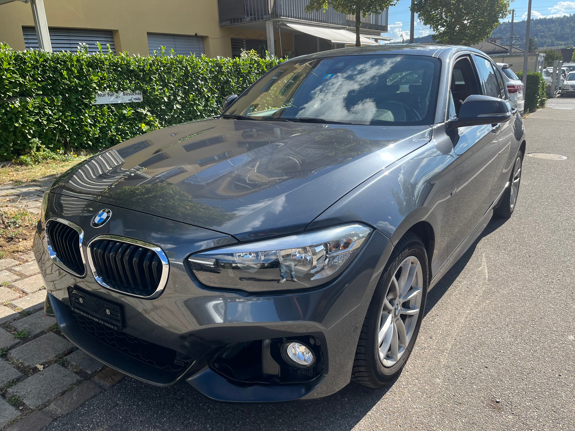 BMW 118i Sport Line Steptronic-image-5