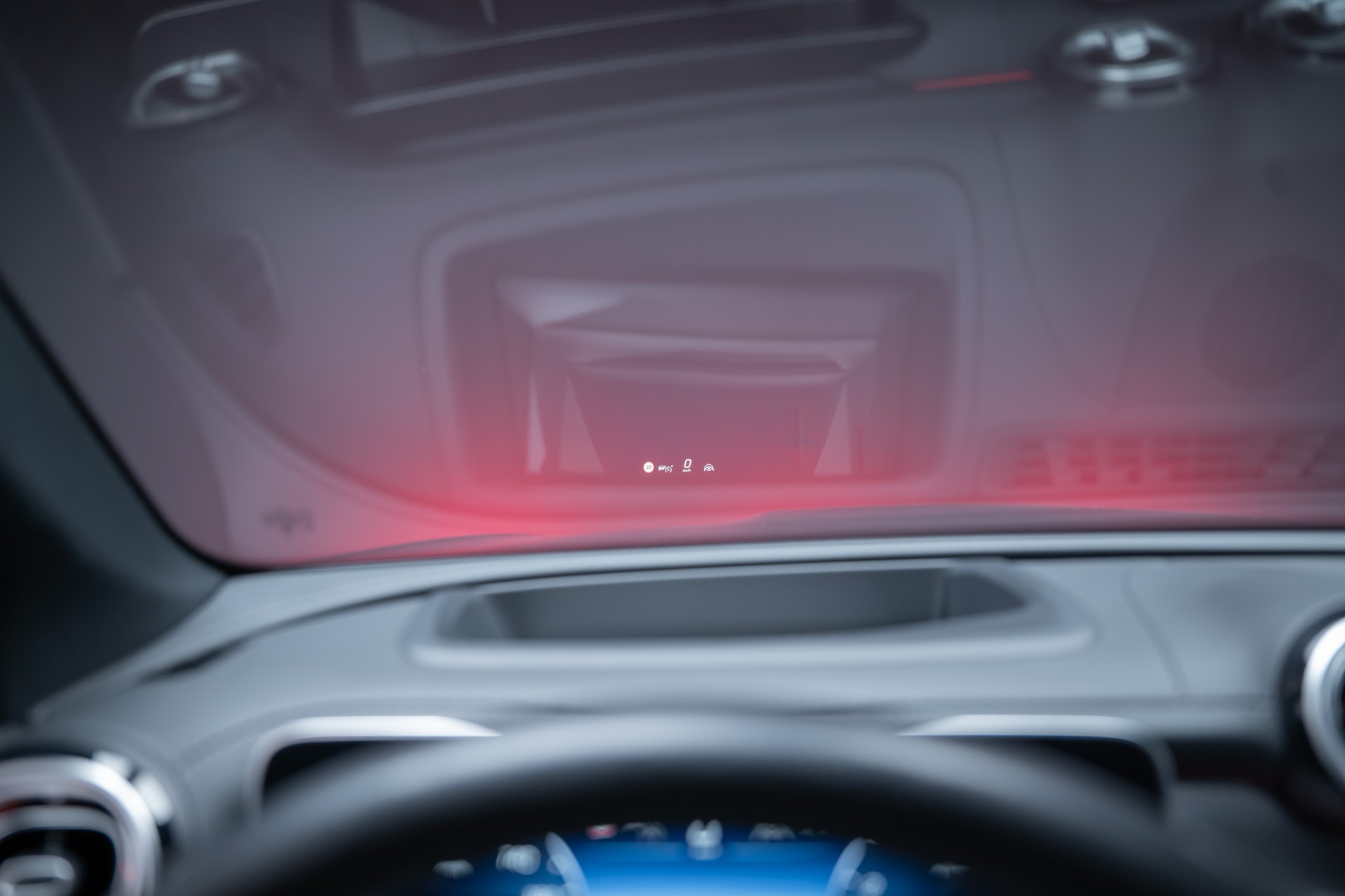 MERCEDES-BENZ GLC 300 AMG Line 4matic / CH-Fahrzeug / Panorama-Schiebedach / Head-Up / Burmester-image-39
