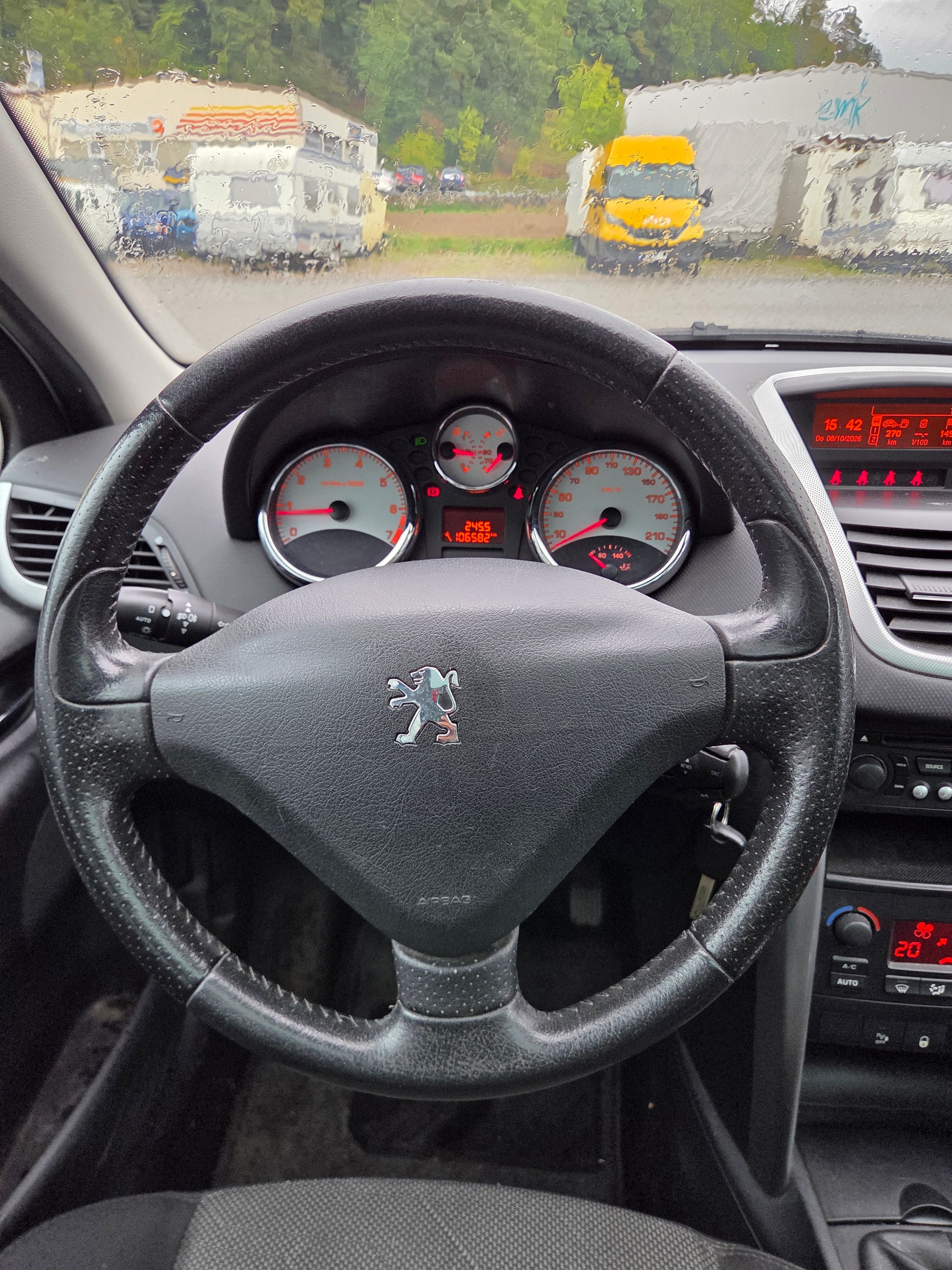 PEUGEOT 207 SW 1.4 16V Trendy-image-9