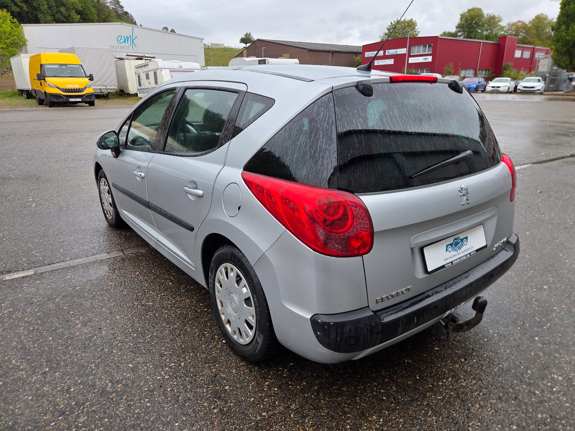 PEUGEOT 207 SW 1.4 16V Trendy-image-5