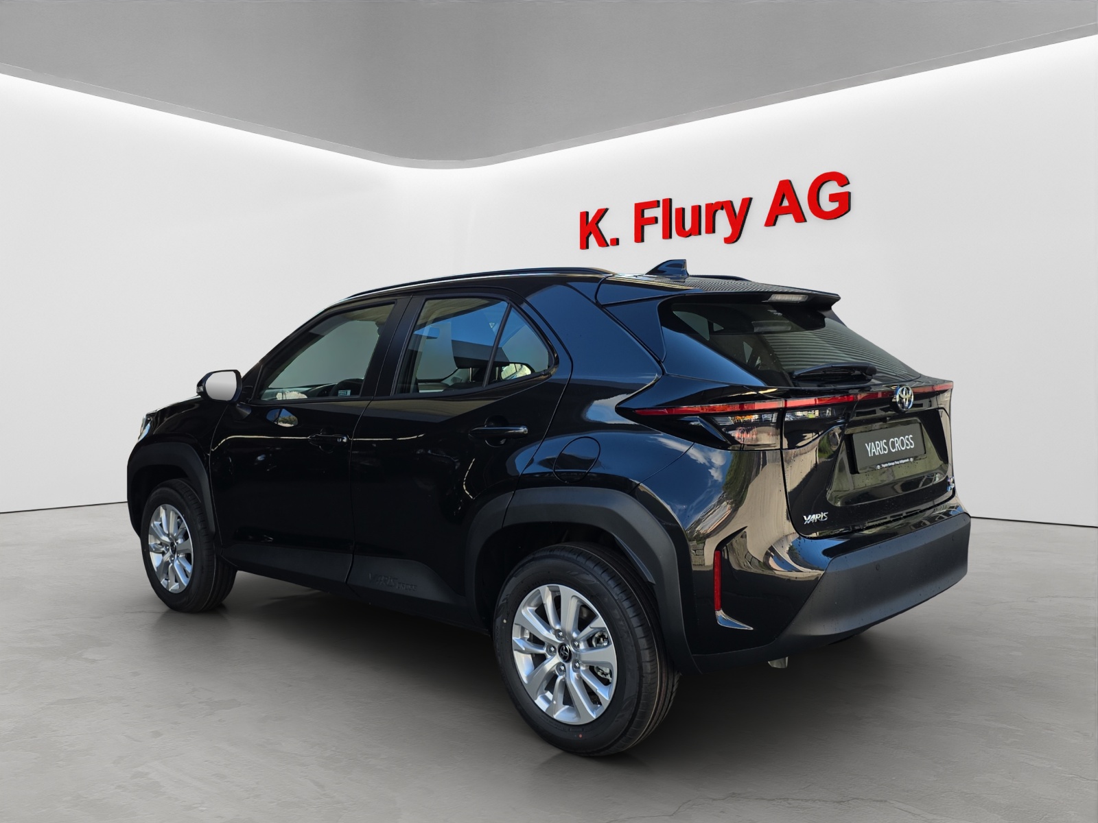 TOYOTA Yaris Cross 1.5 VVT-i HSD Comfort AWD-i-image-2