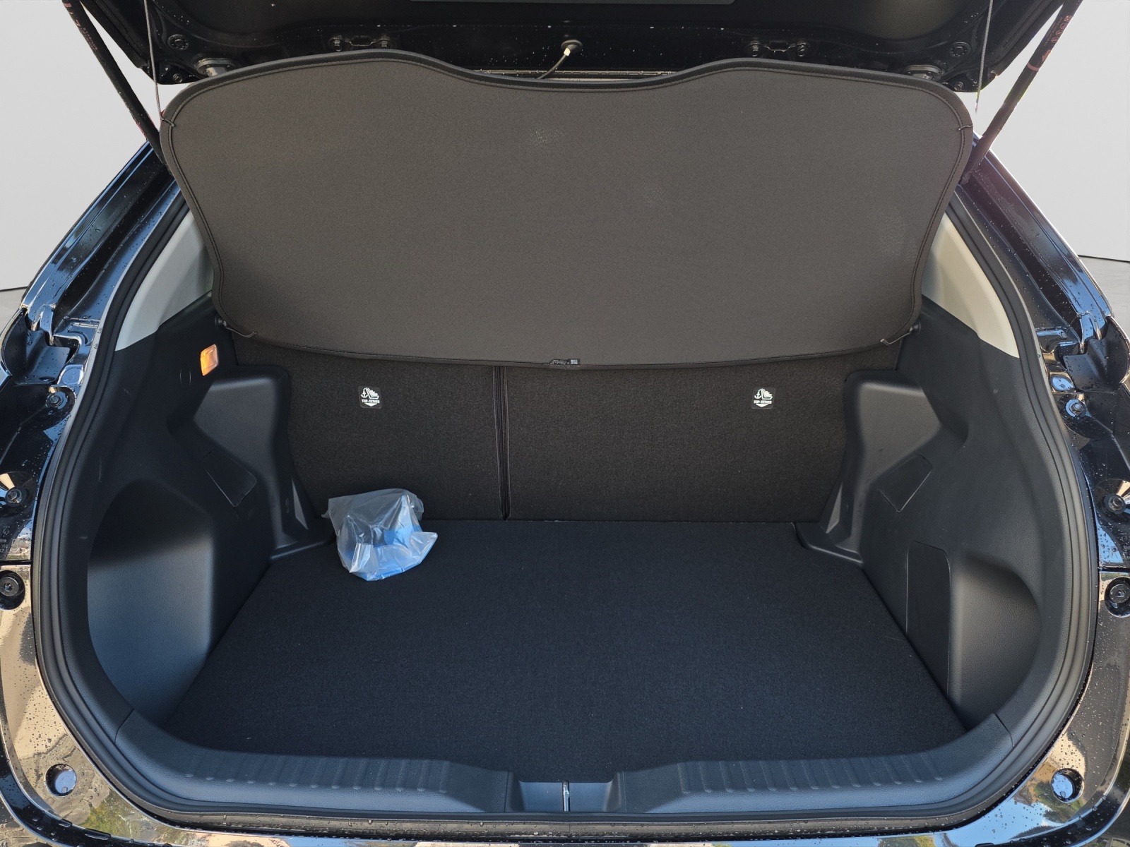 TOYOTA Yaris Cross 1.5 VVT-i HSD Comfort AWD-i-image-12