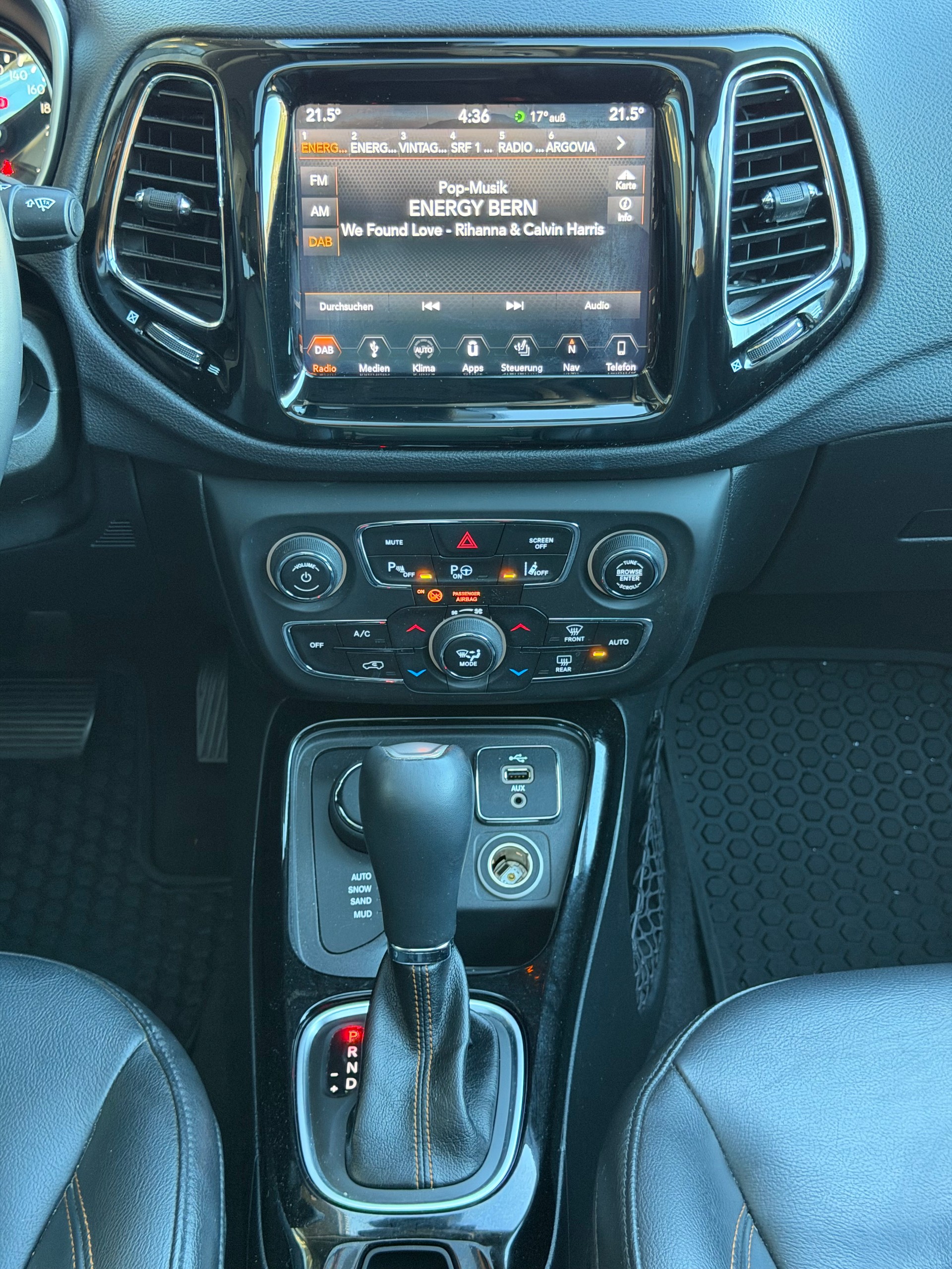 JEEP Compass 1.4 Turbo Limited AWD 9ATX-image-18