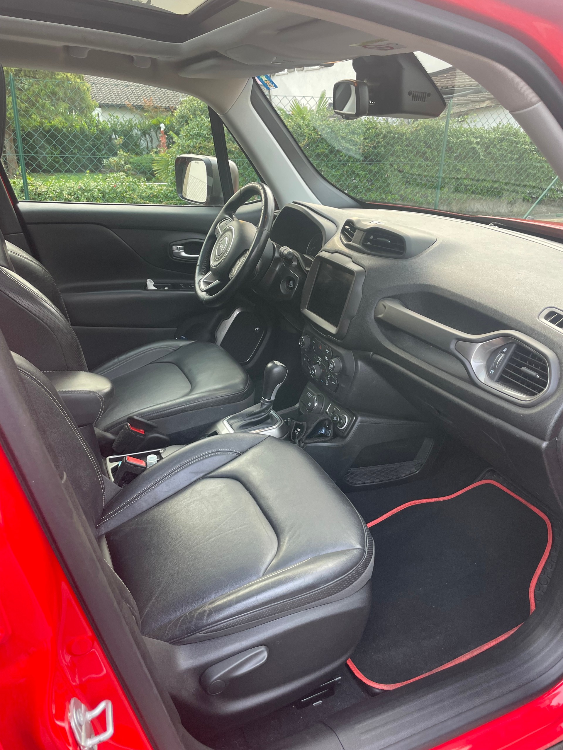 JEEP 1.3 Turbo Limited AWD-image-3