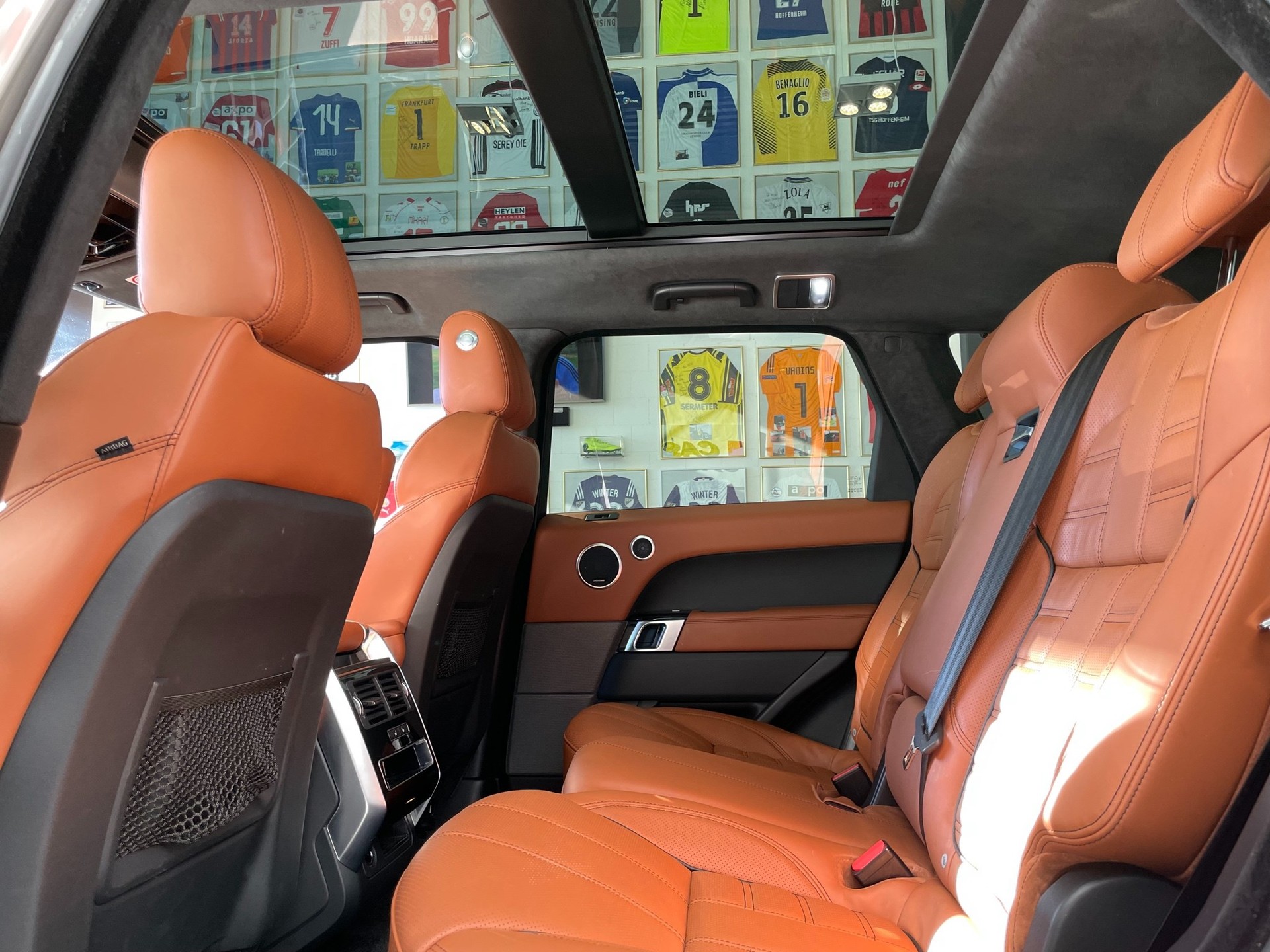 LAND ROVER Range Rover Sport 4.4 SDV8 Autobiography Dynamic A-image-13