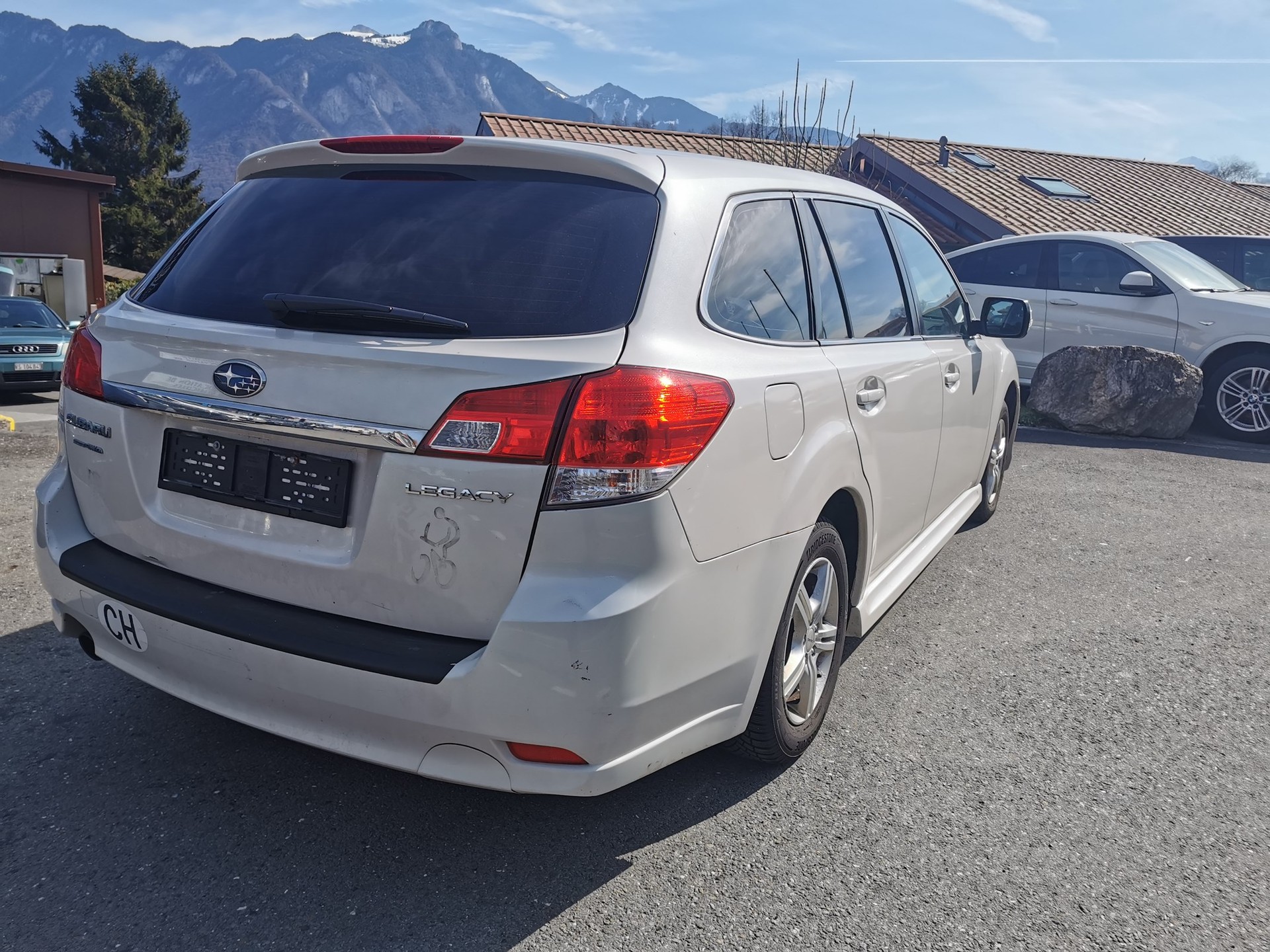 SUBARU Legacy 2.0i Limited AWD-image-6