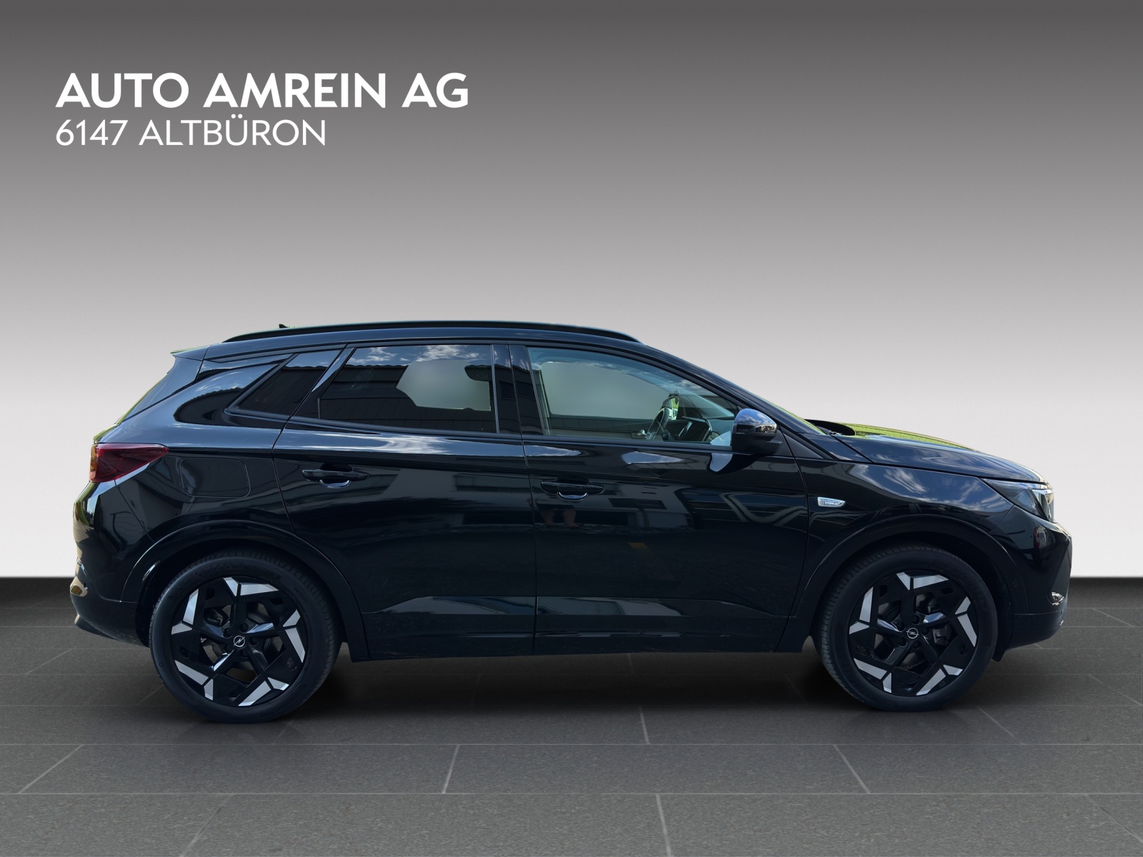 OPEL Grandland 1.6 Hybrid4 GSe Automatik-image-0