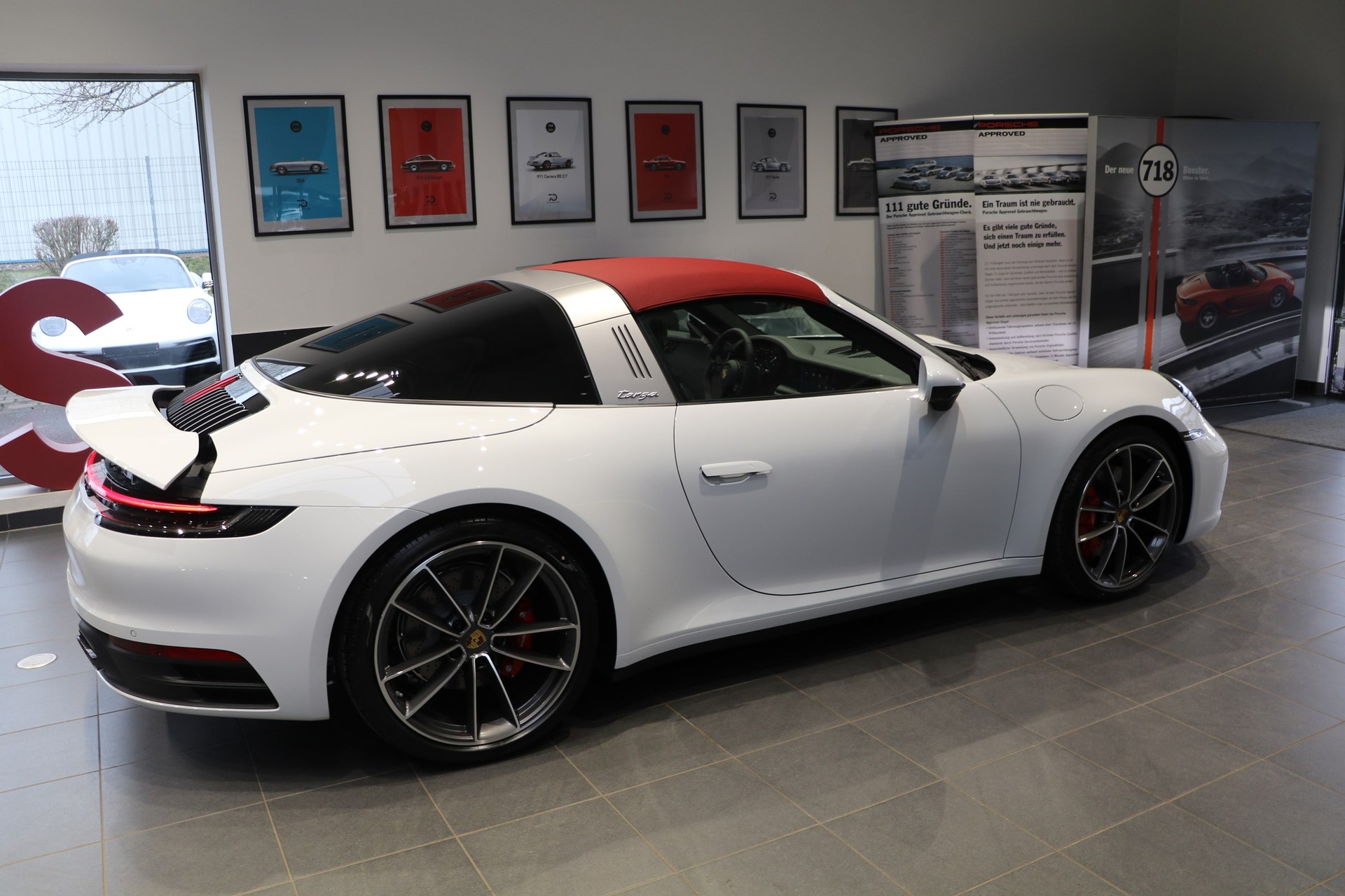 PORSCHE 911 Targa 4S PDK-image-10