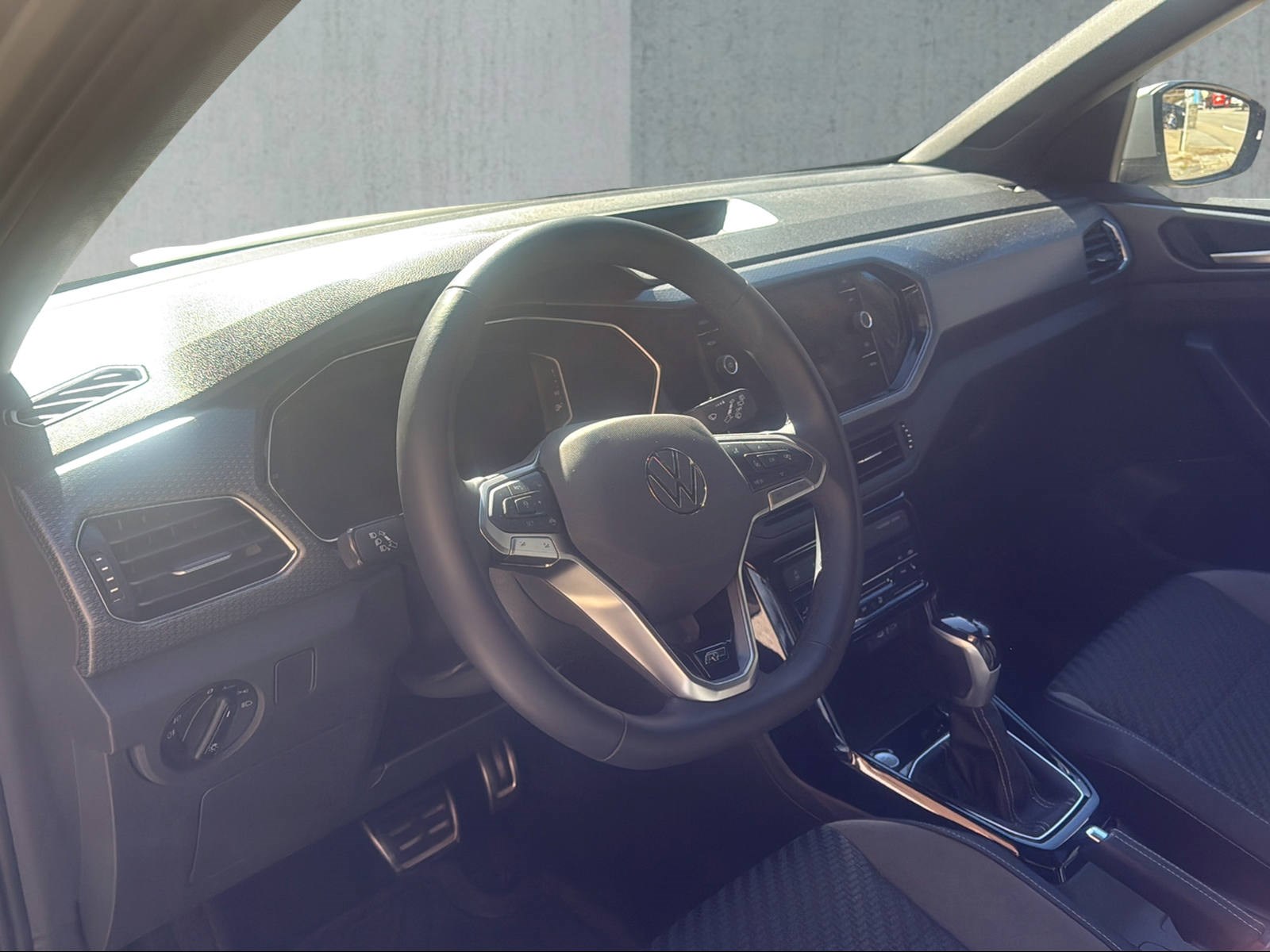VW T-Cross 1.0 TSI Style DSG-image-11