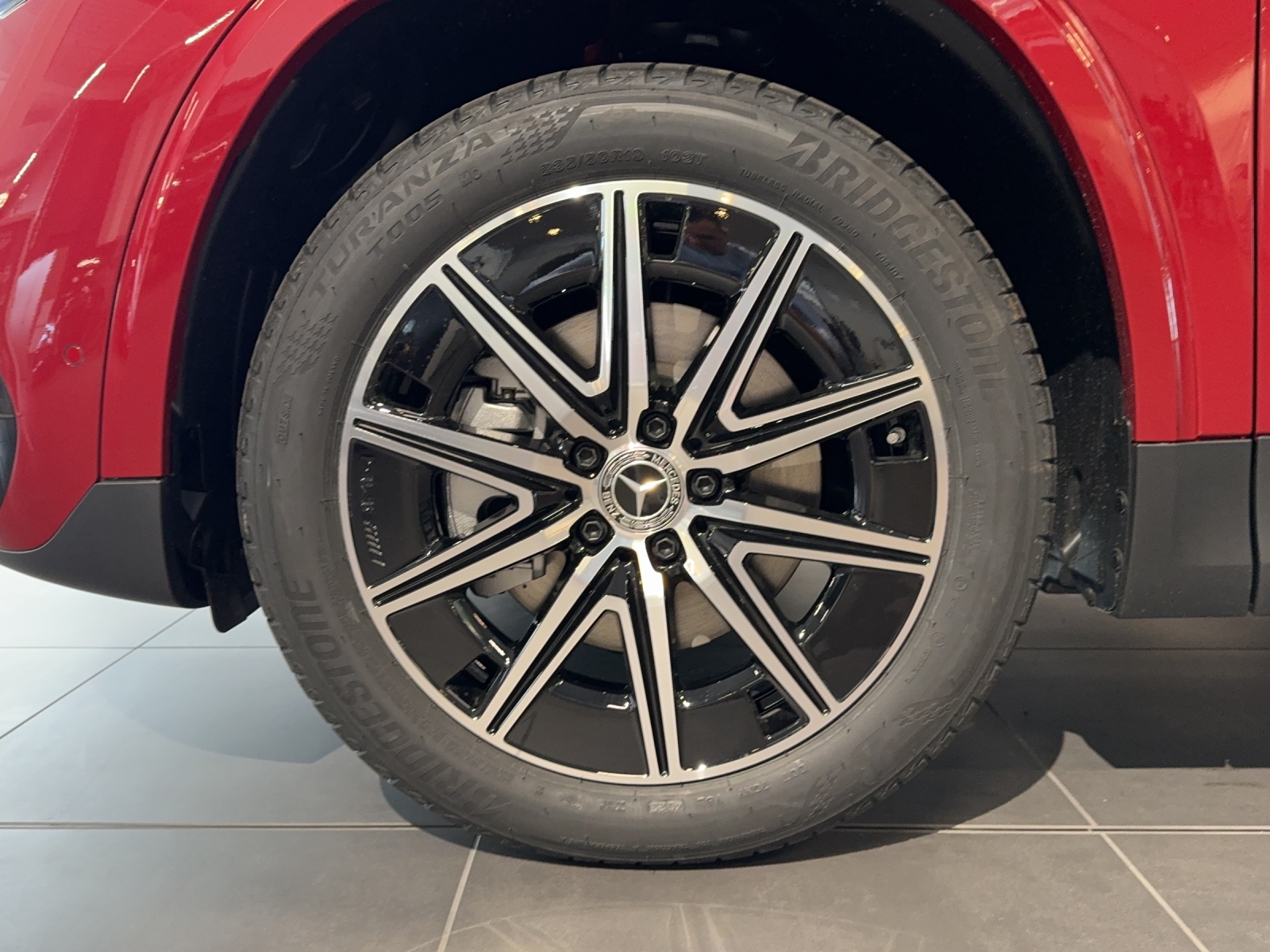 MERCEDES-BENZ EQA 250 66,5kWh-image-6