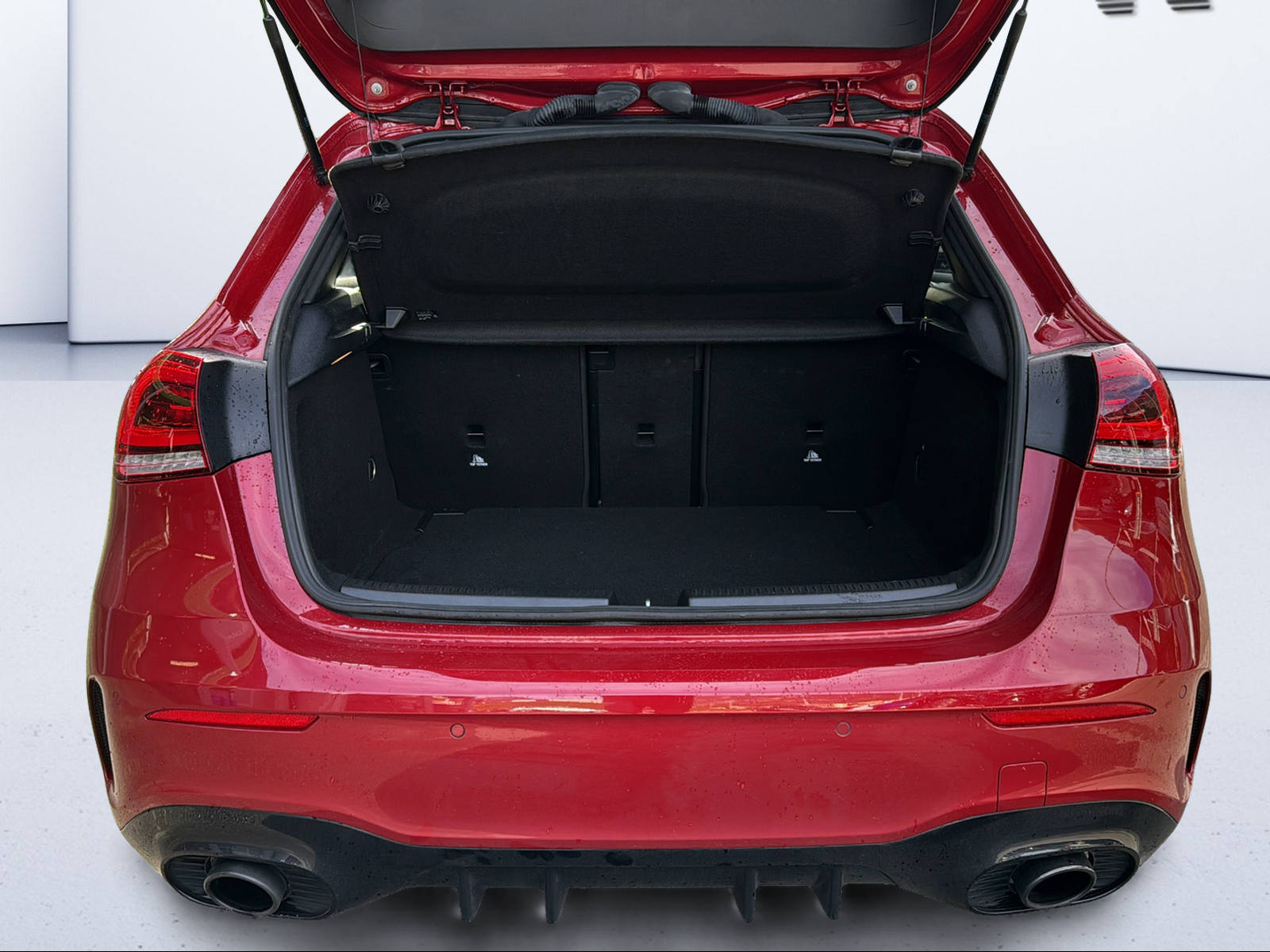 MERCEDES-BENZ A 35 AMG 4Matic Speedshift-image-9