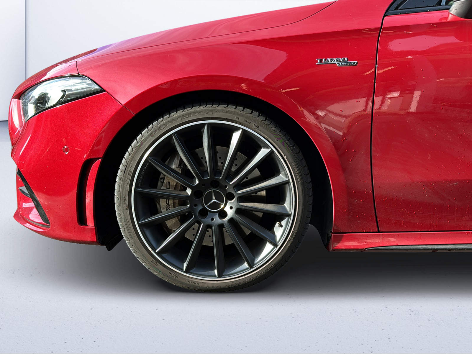 MERCEDES-BENZ A 35 AMG 4Matic Speedshift-image-8