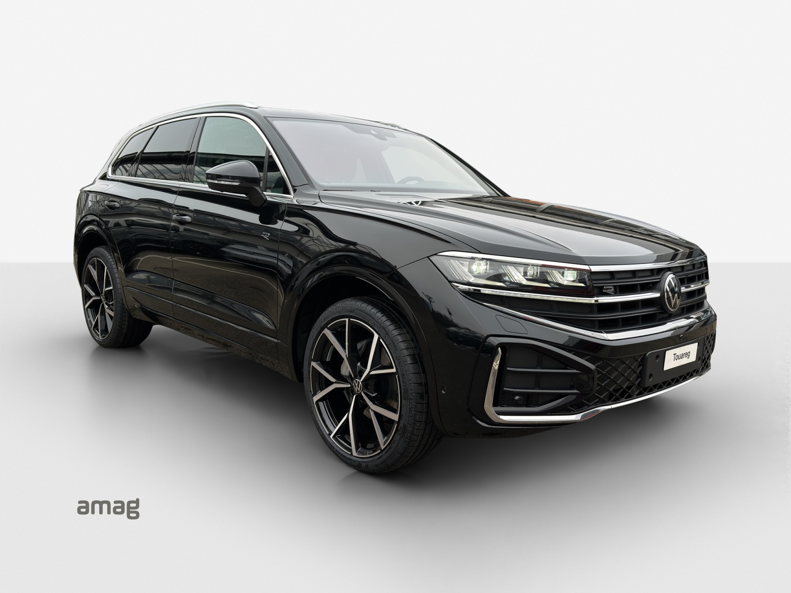 VW Touareg 3.0 TDI R-Line Tiptronic-image-5