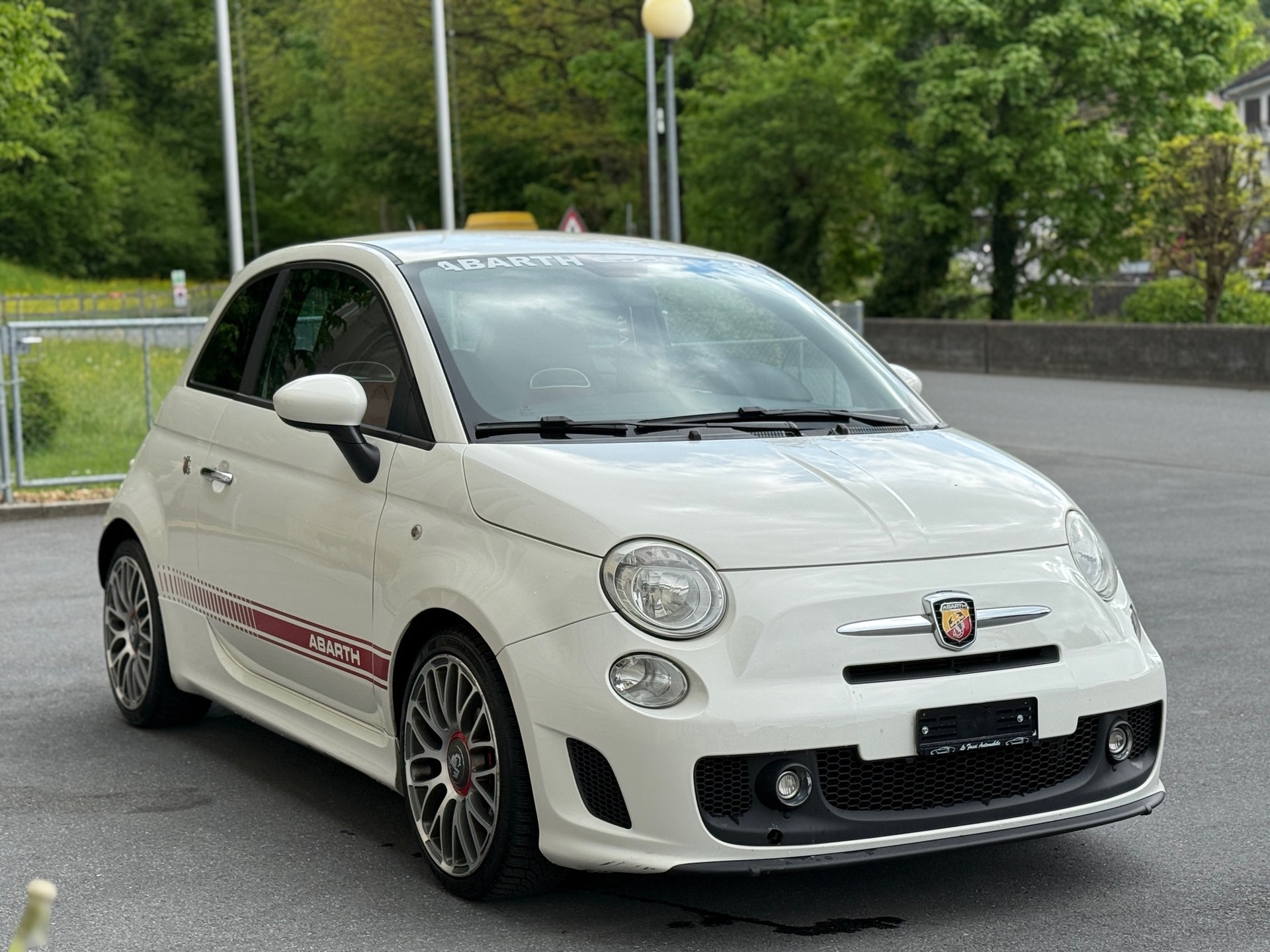 FIAT 500 1.4 16V Turbo Abarth SS-image-9