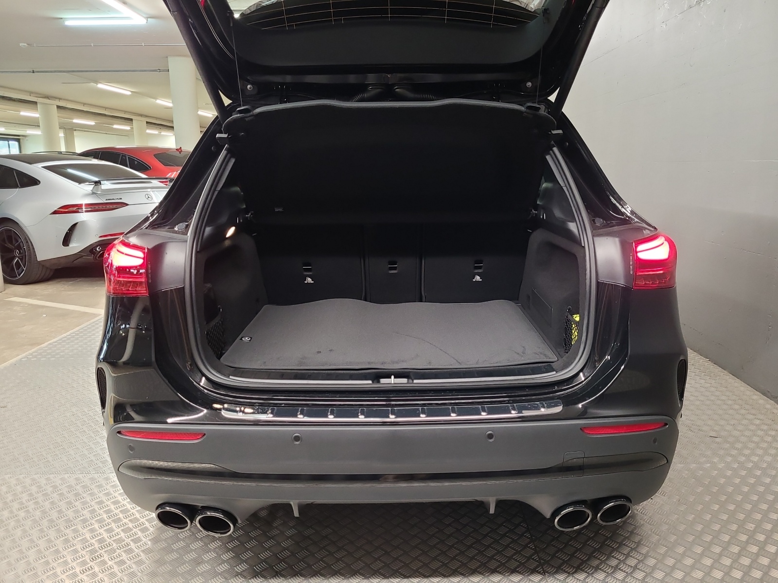 MERCEDES-BENZ AMG GLA 45 S 4Matic +-image-10