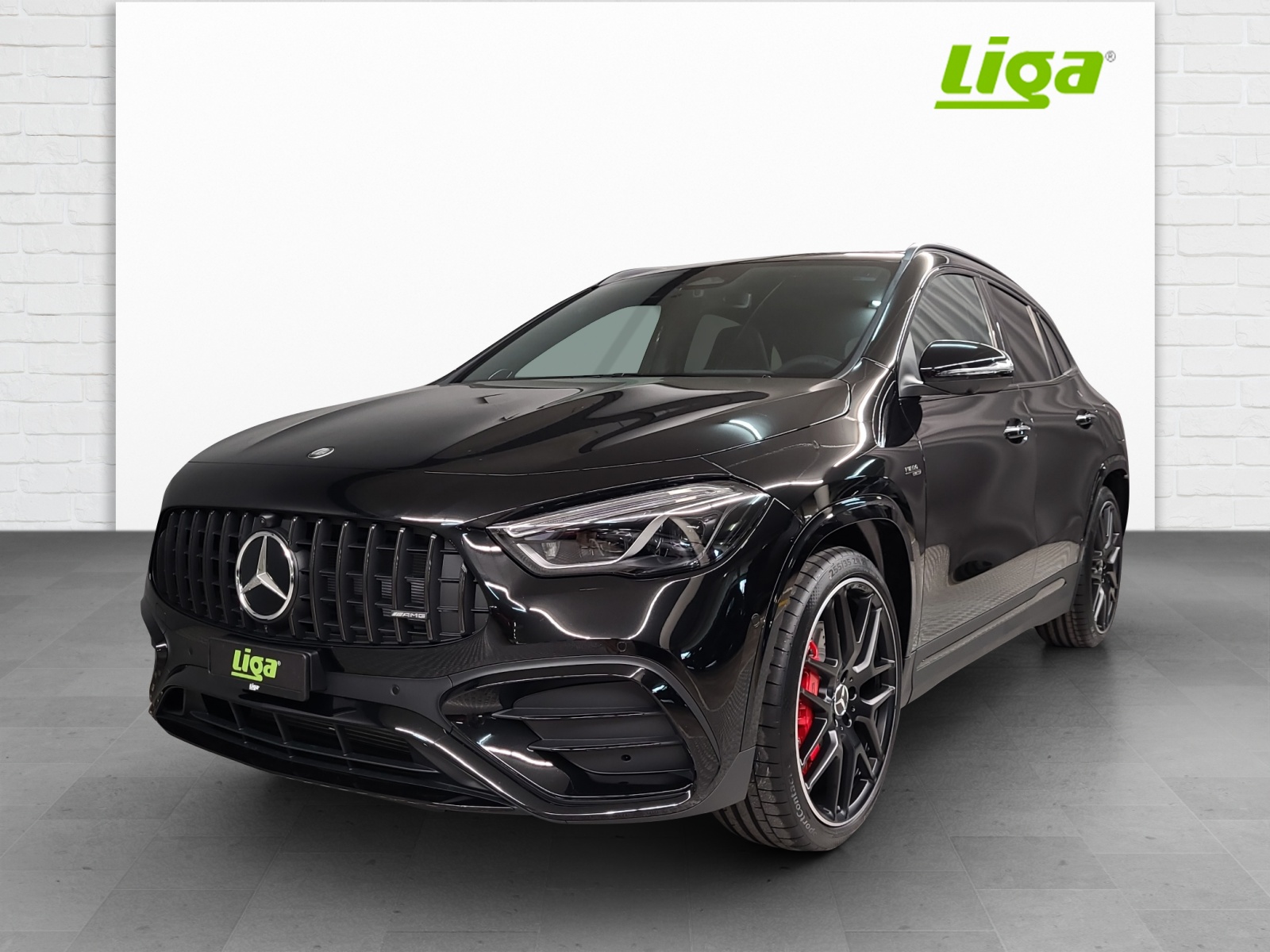 MERCEDES-BENZ AMG GLA 45 S 4Matic +-image-1