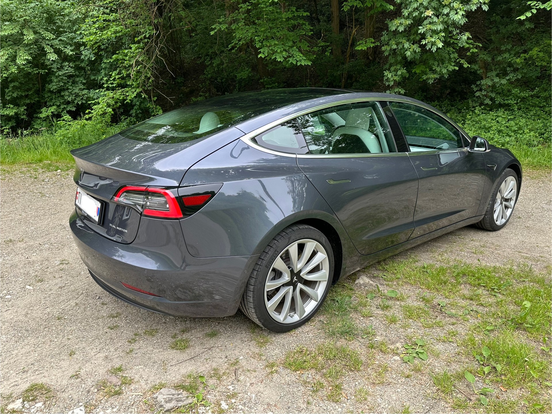 TESLA Model 3 Long Range Dual Motor AWD (inkl. Enhanced Autopilot)-image-1
