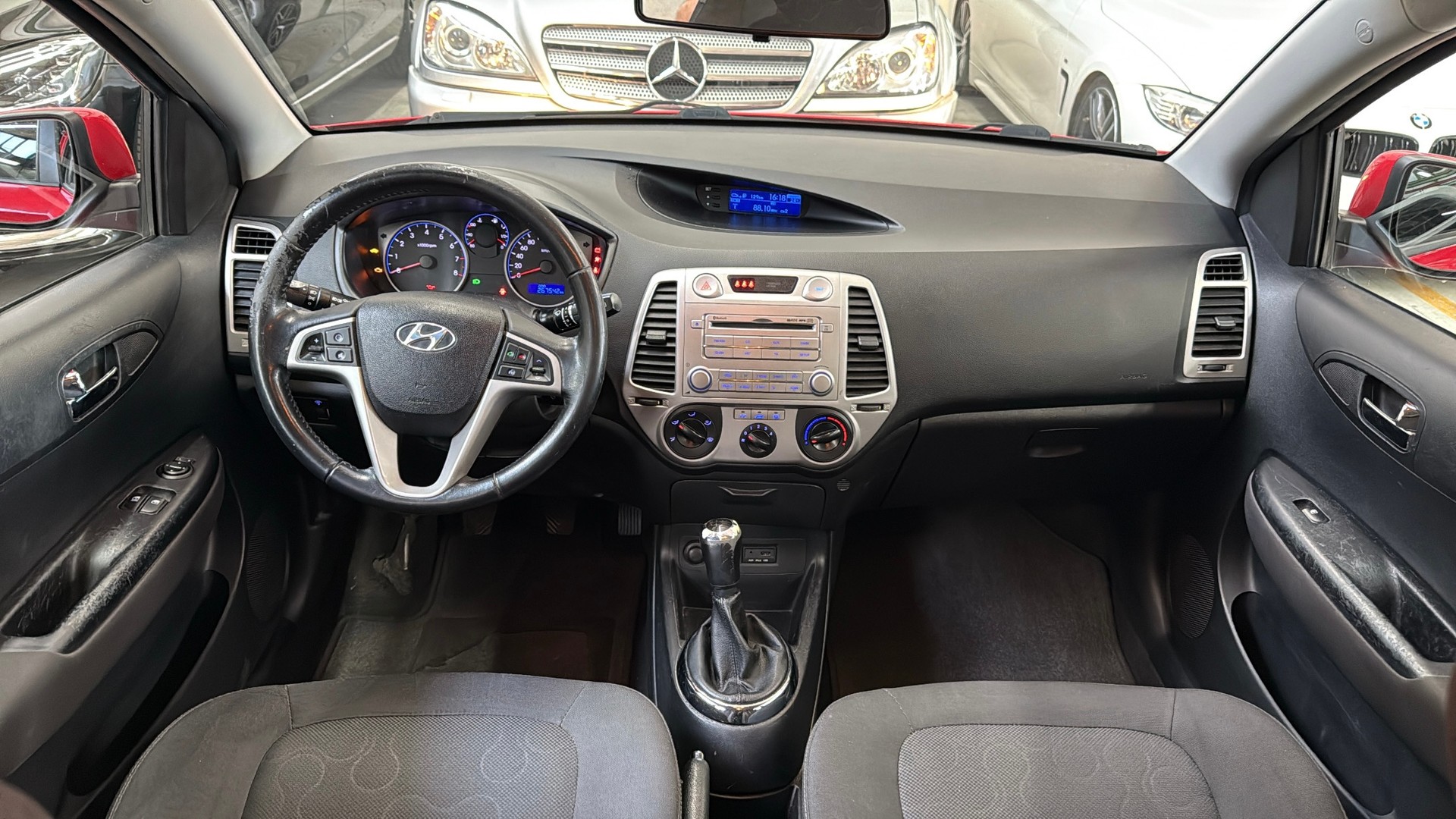 HYUNDAI i20 1.4 Style (Frisch ab MFK)-image-8