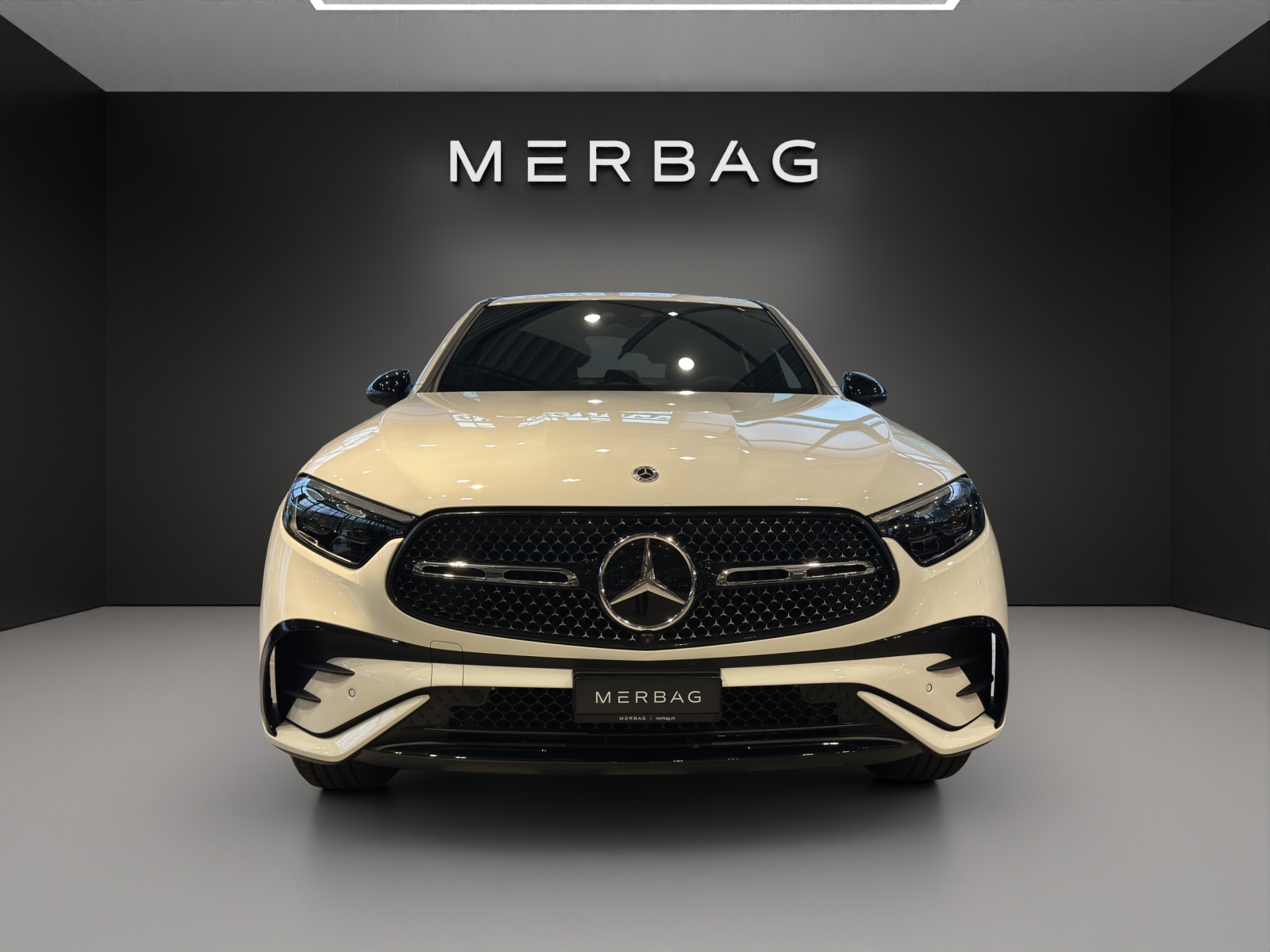 MERCEDES-BENZ GLC Coupé 300 e 4Matic 9G-Tronic-image-4