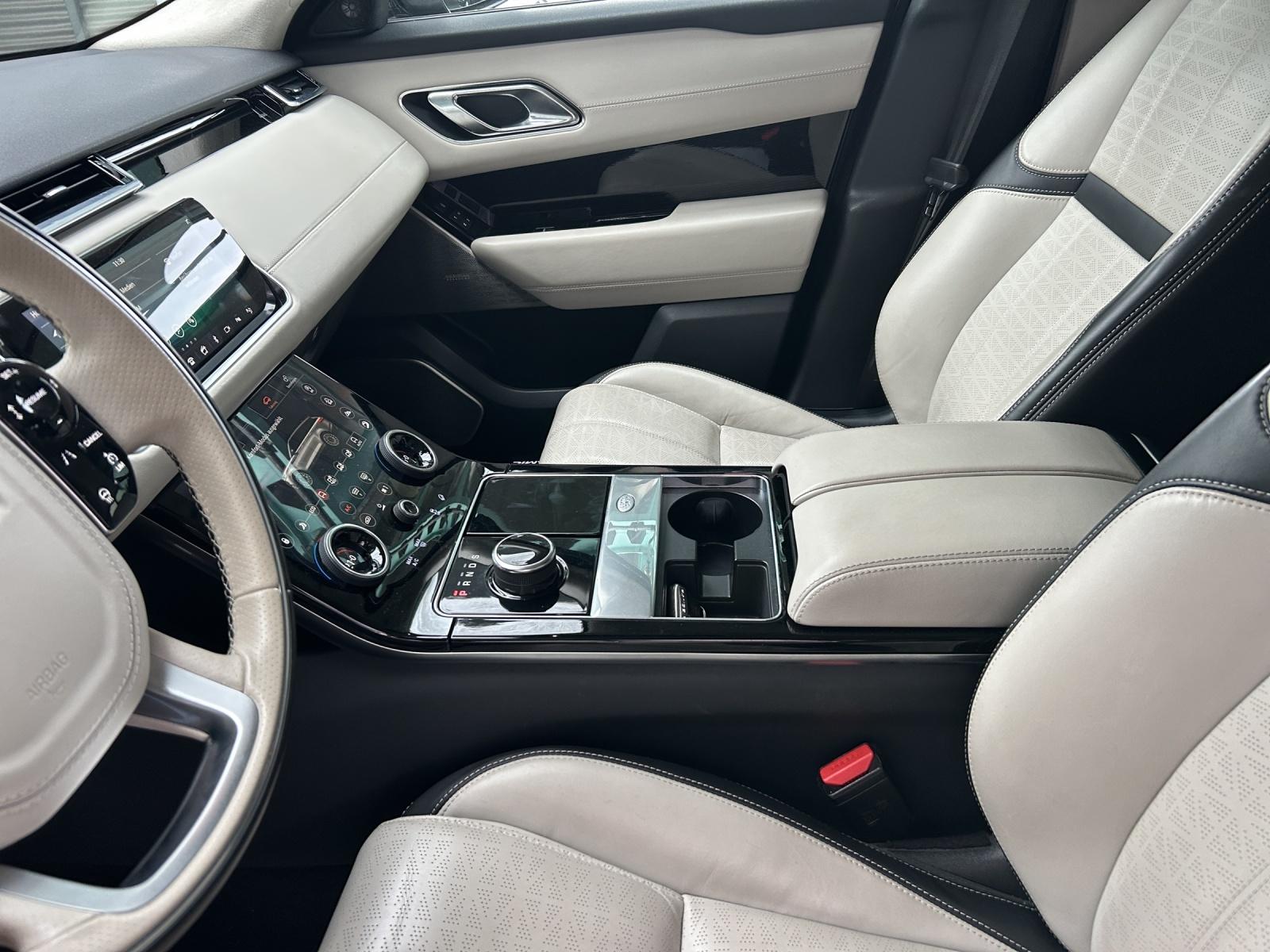 LAND ROVER Range Rover Velar 3.0 V6 R-Dynamic-image-18