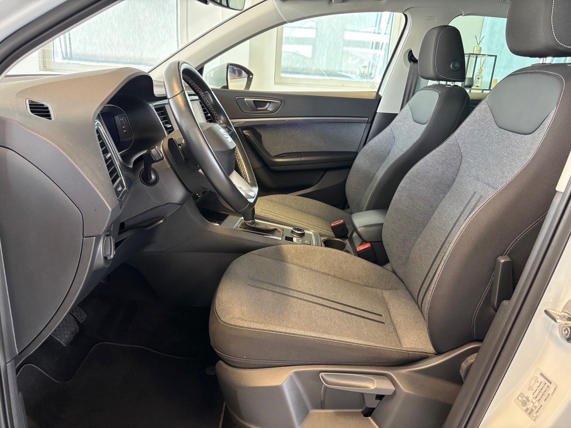 SEAT Ateca 2.0 TDI CR Style 4Drive DSG-image-6