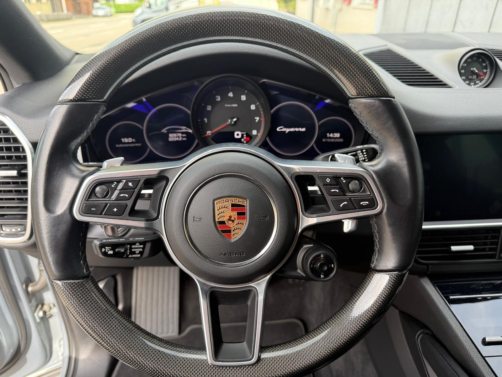 PORSCHE Cayenne Coupé-image-12