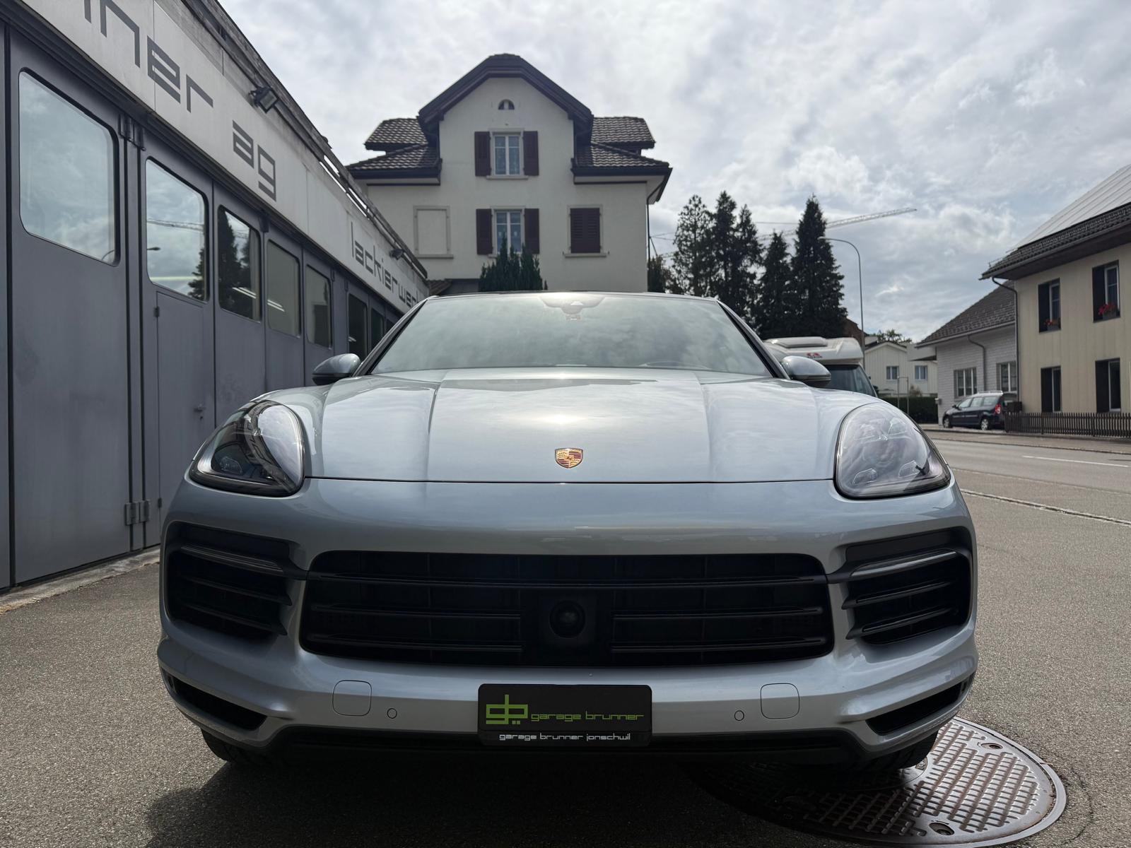 PORSCHE Cayenne Coupé-image-3