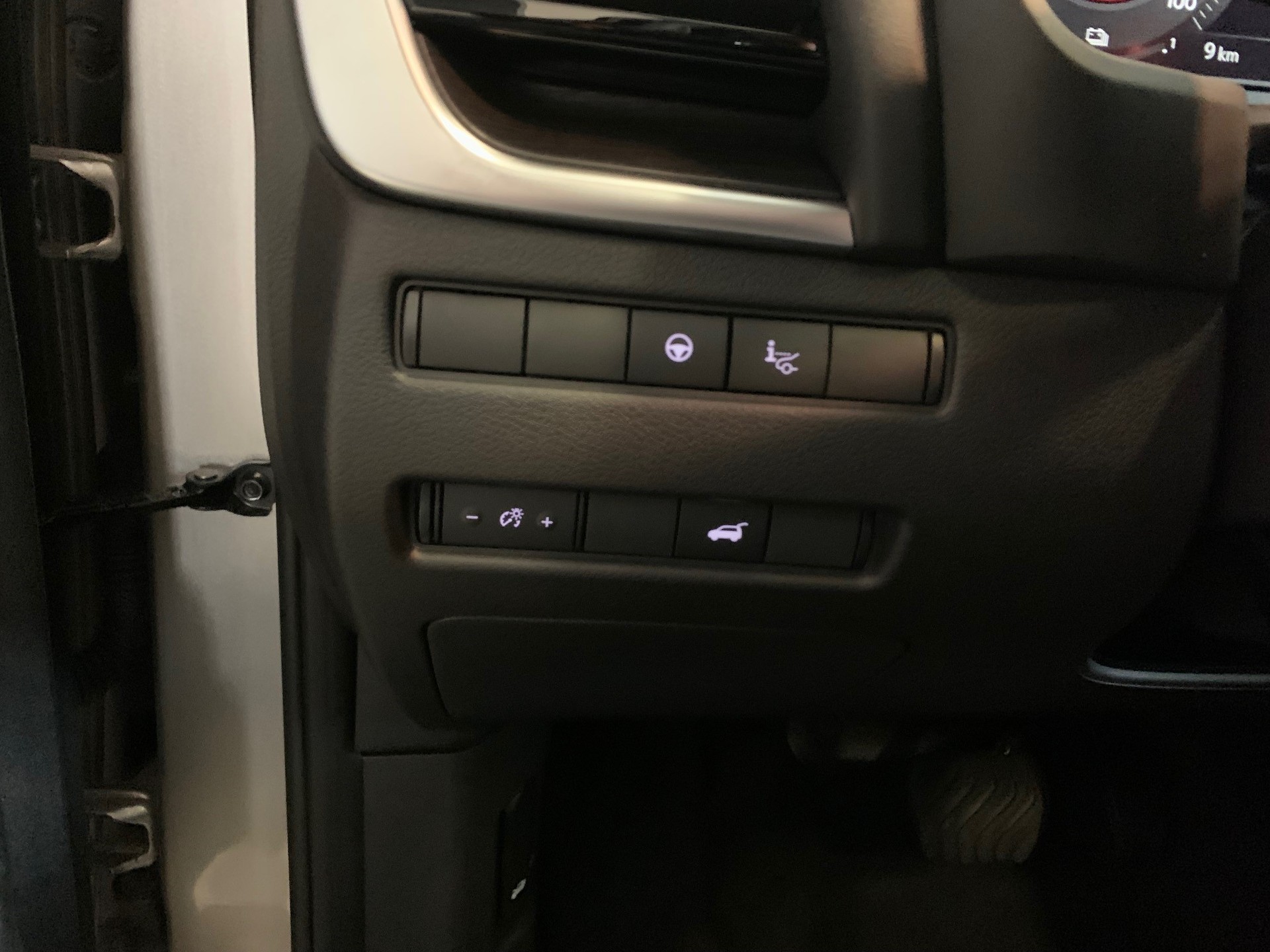 NISSAN X-Trail 1.5 VC-T Tekna+ e-4orce 7P-image-13