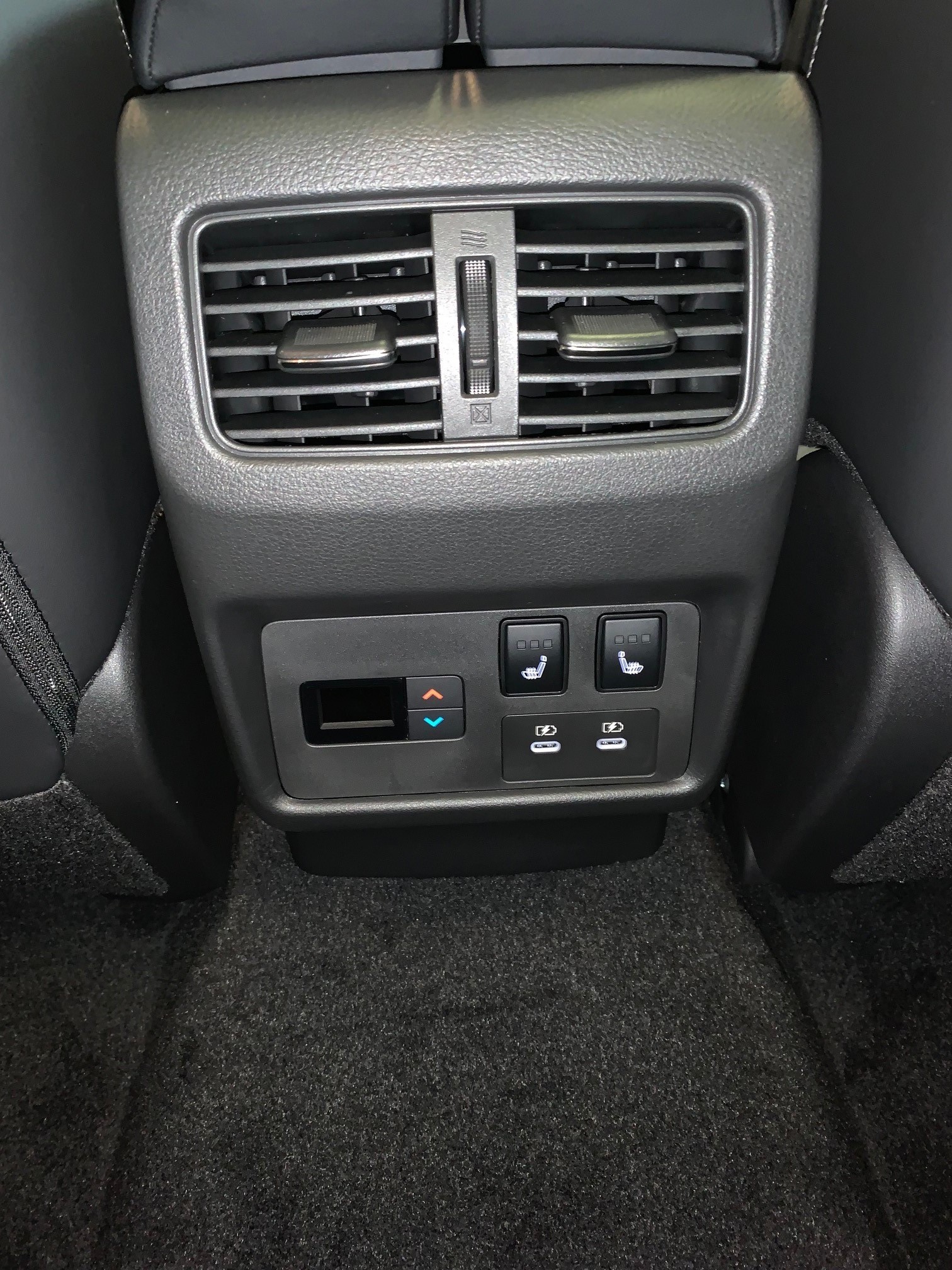 NISSAN X-Trail 1.5 VC-T Tekna+ e-4orce 7P-image-8